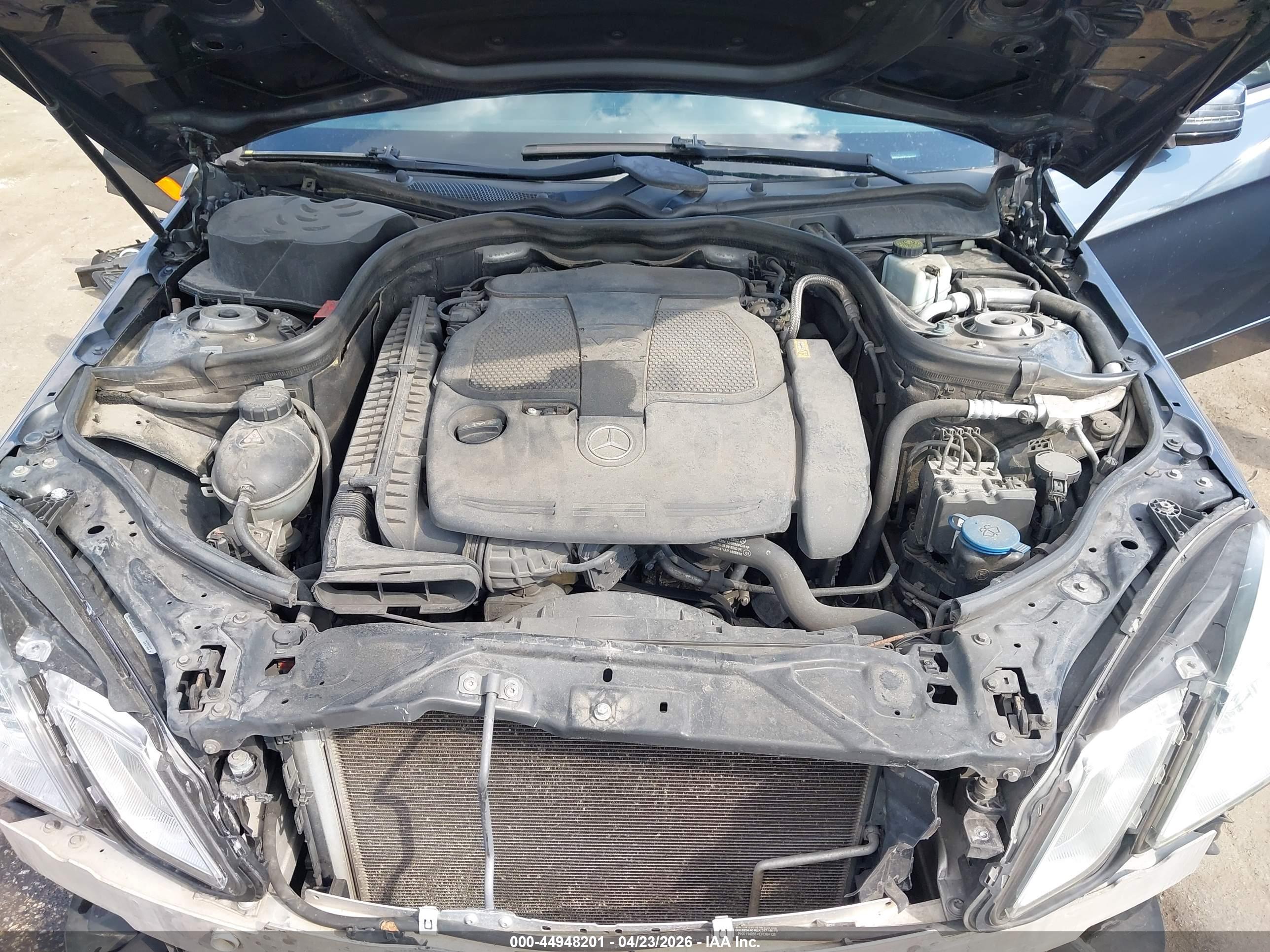 MERCEDES-BENZ E image 10
