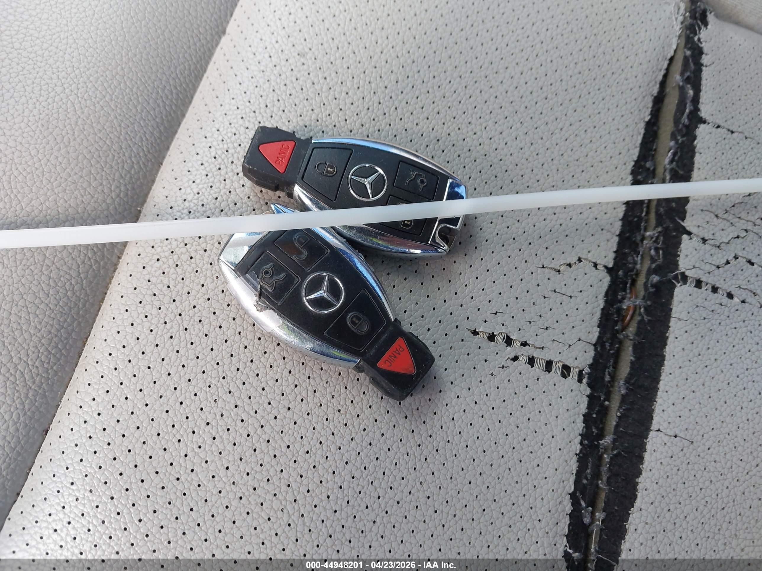 MERCEDES-BENZ E image 11