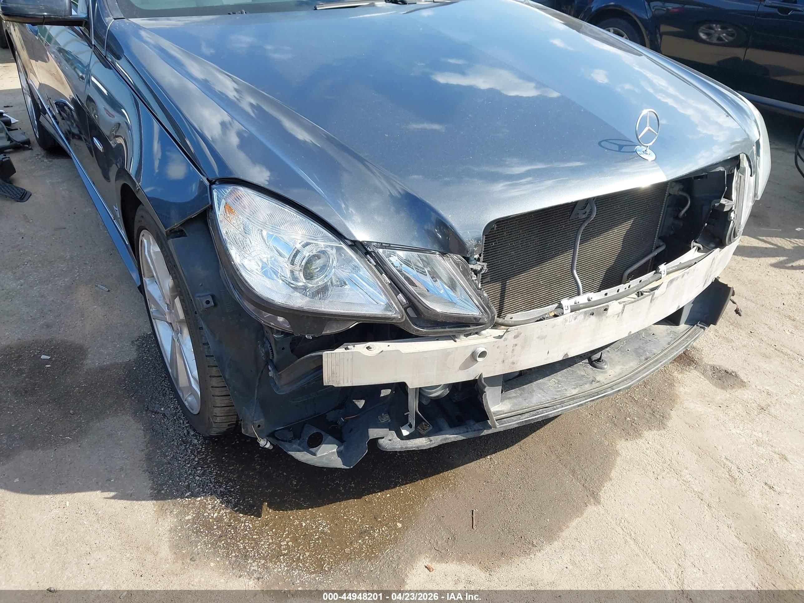 MERCEDES-BENZ E image 6