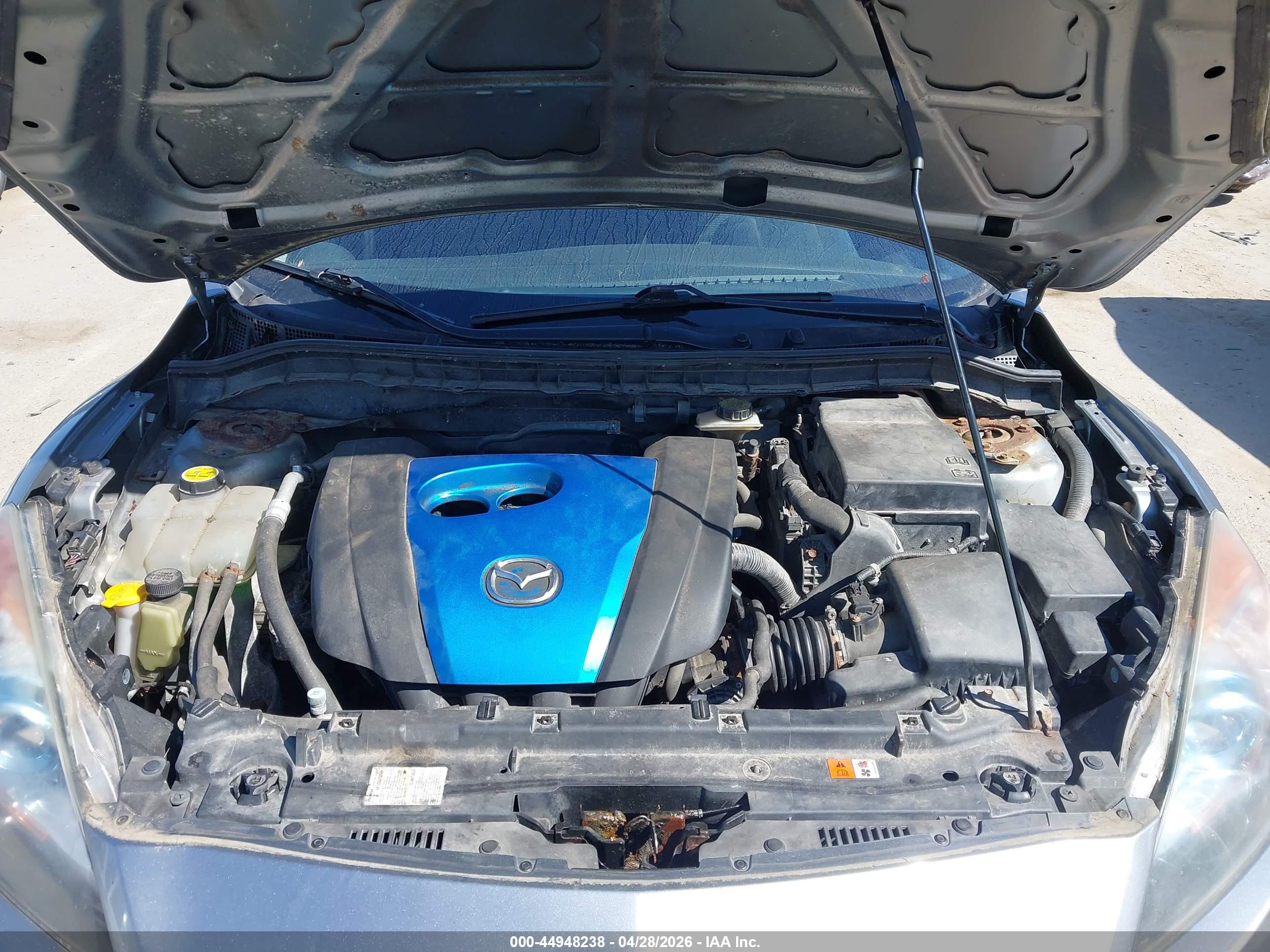 MAZDA MAZDA3 image 10