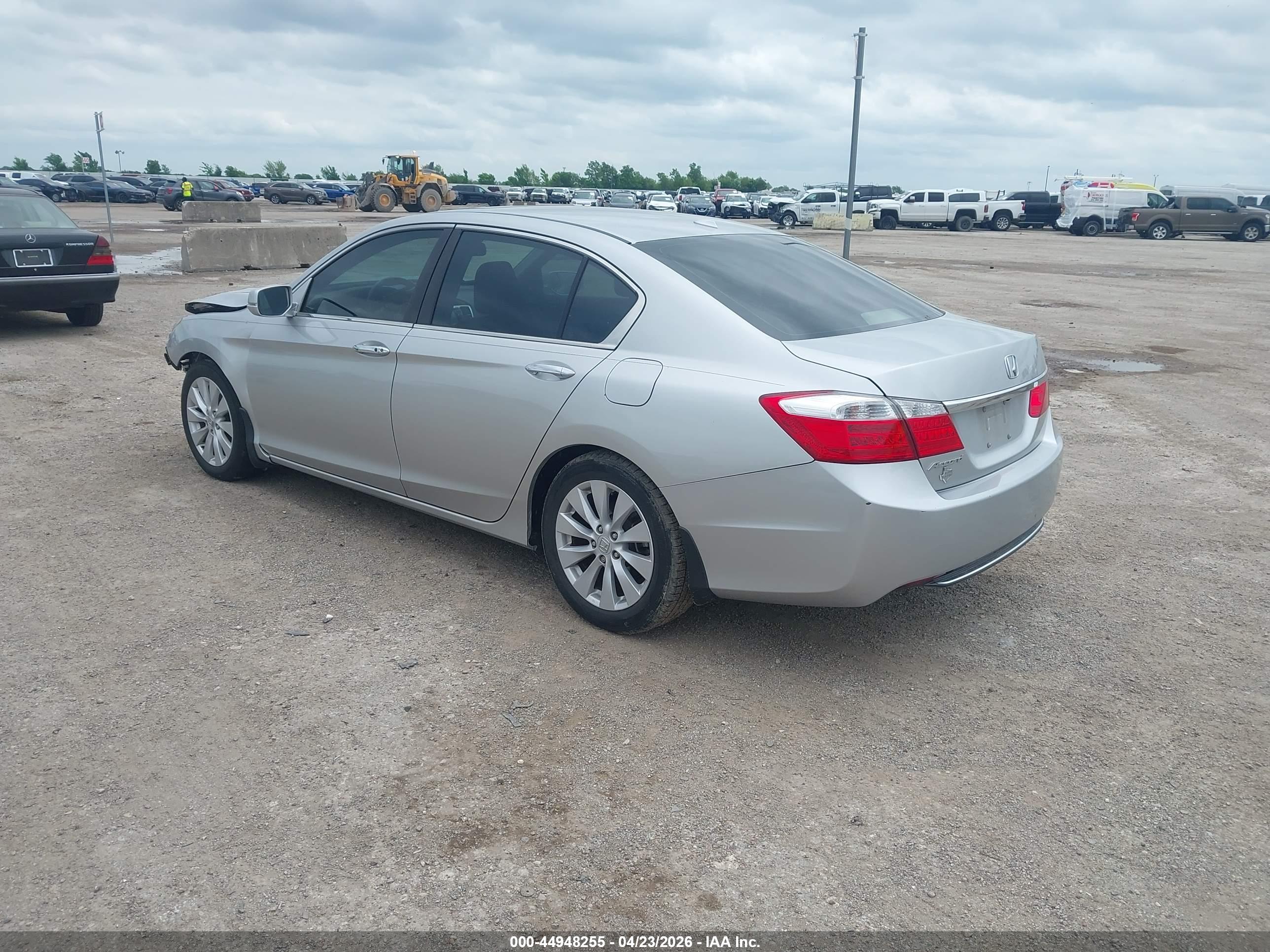 HONDA ACCORD image 3