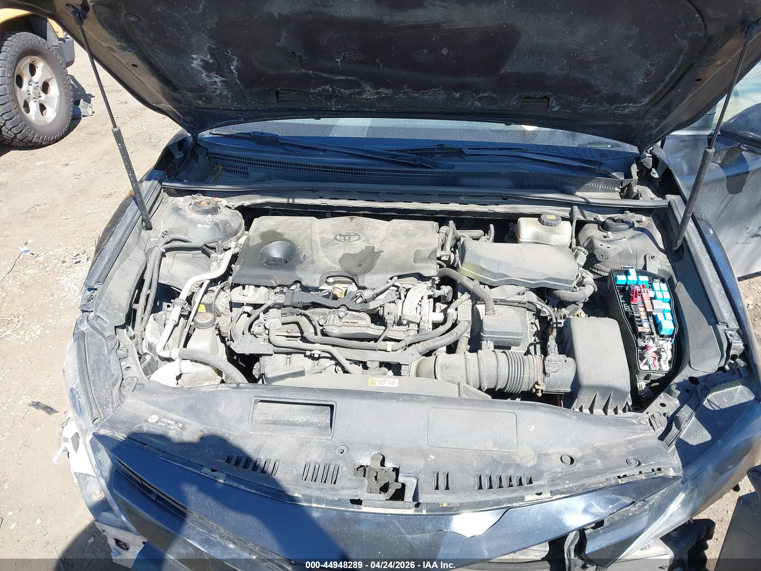TOYOTA CAMRY image 10
