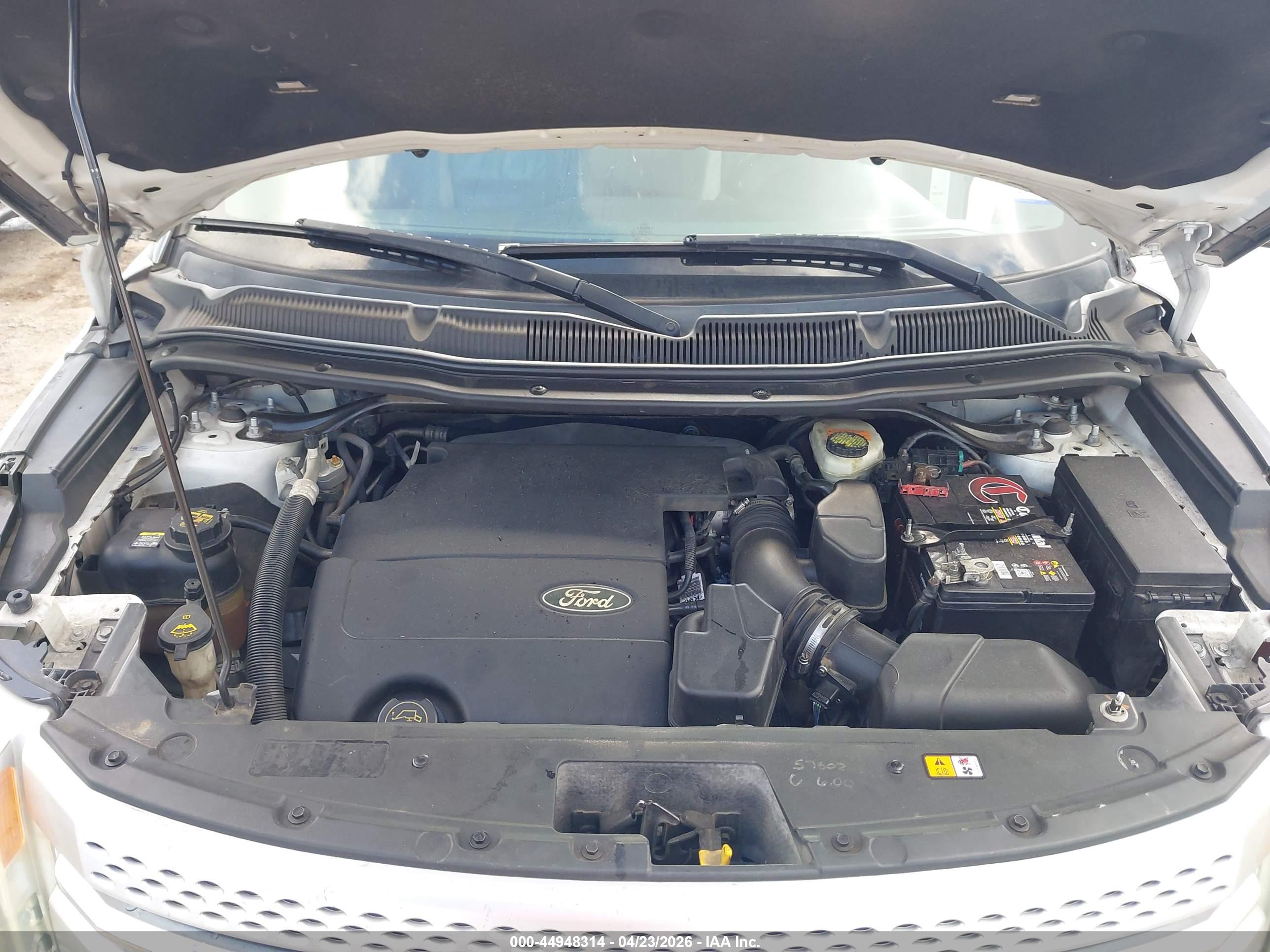 FORD EXPLORER image 10