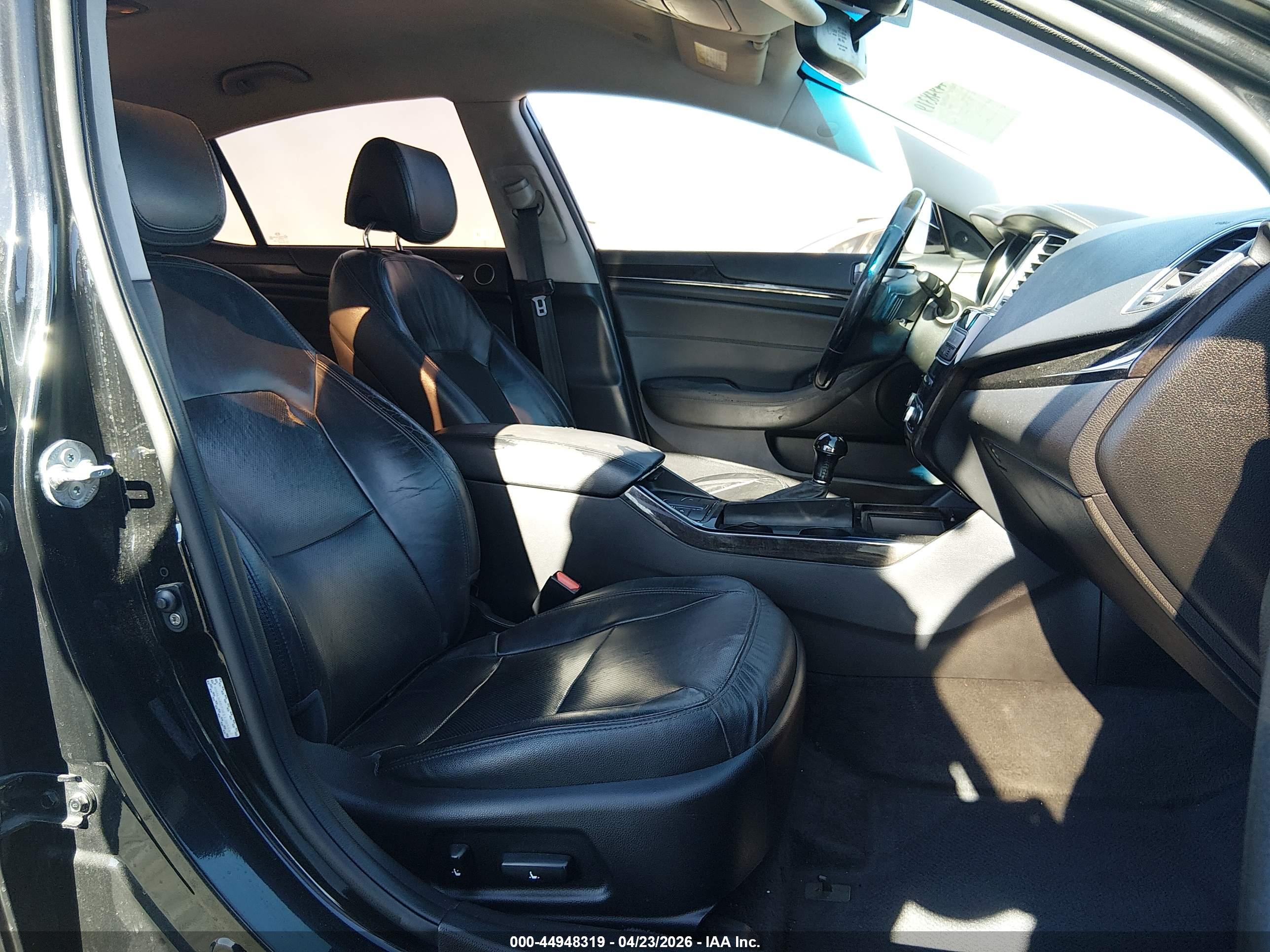 KIA CADENZA image 5