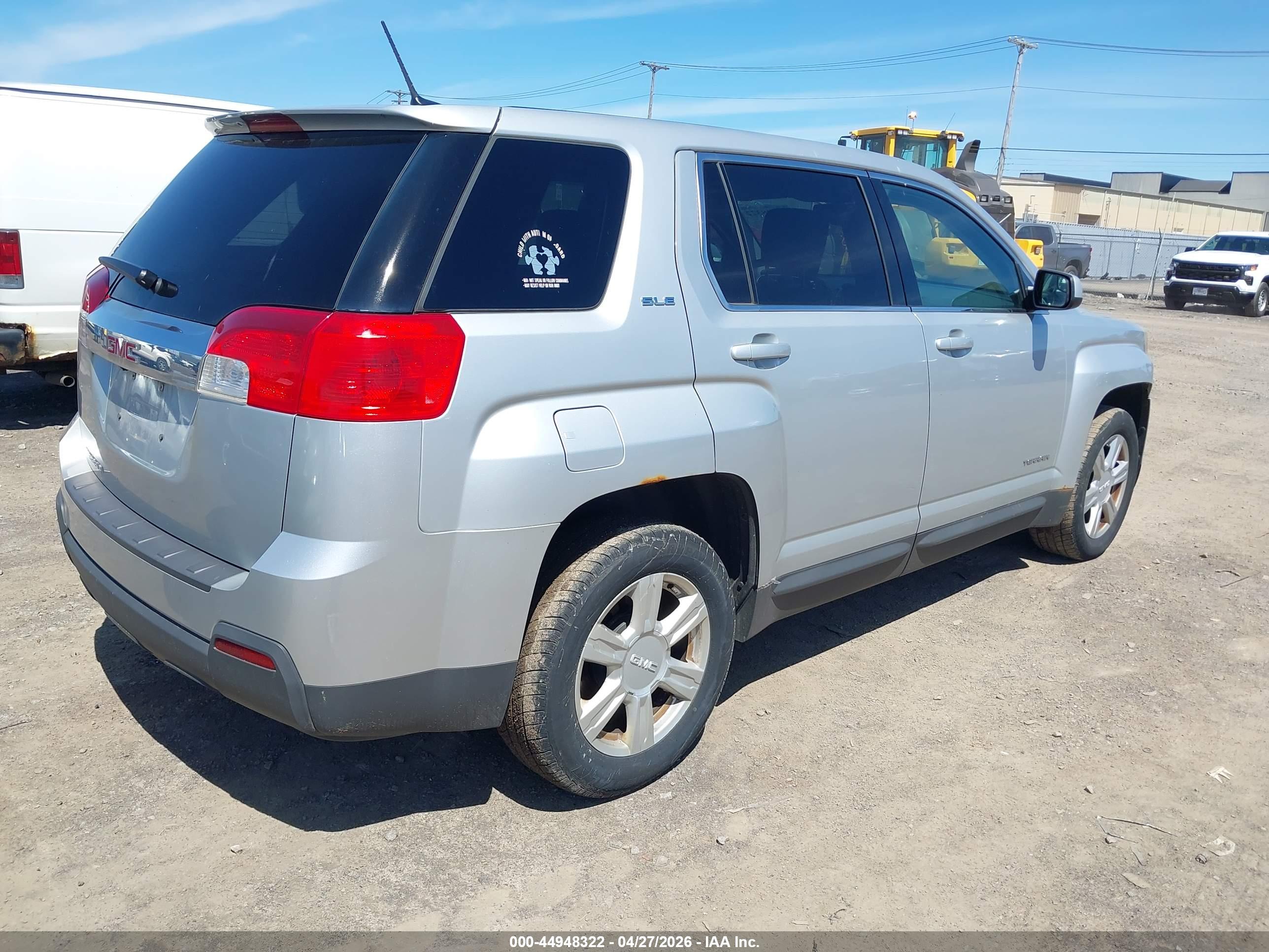 GMC TERRAIN image 4