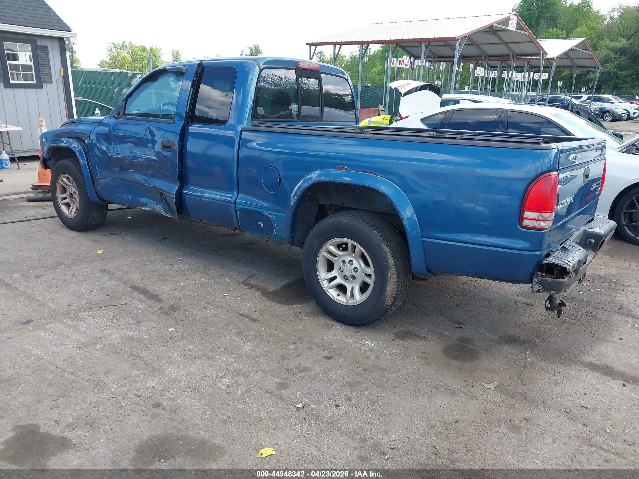 DODGE DAKOTA image 3