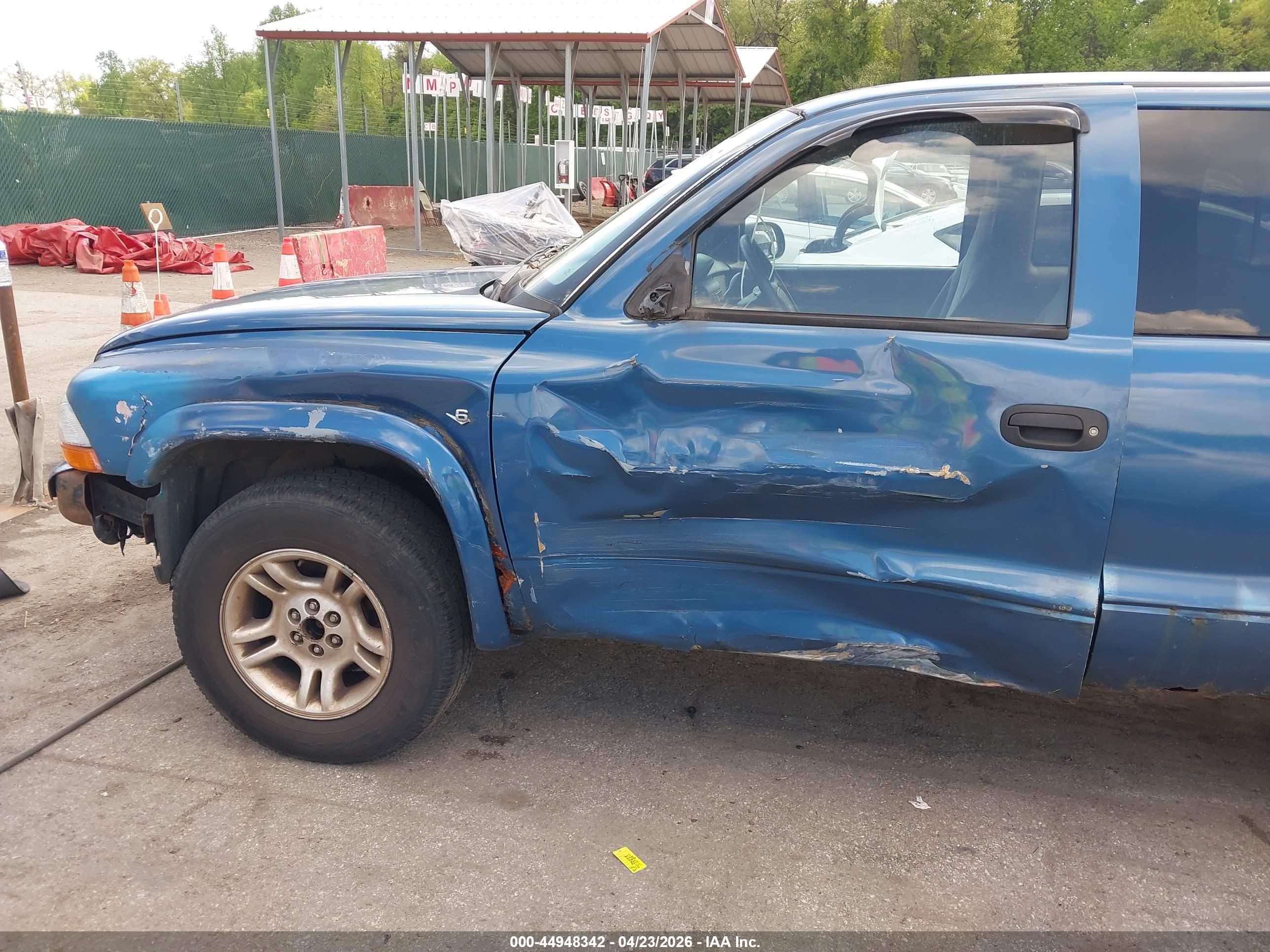 DODGE DAKOTA image 6