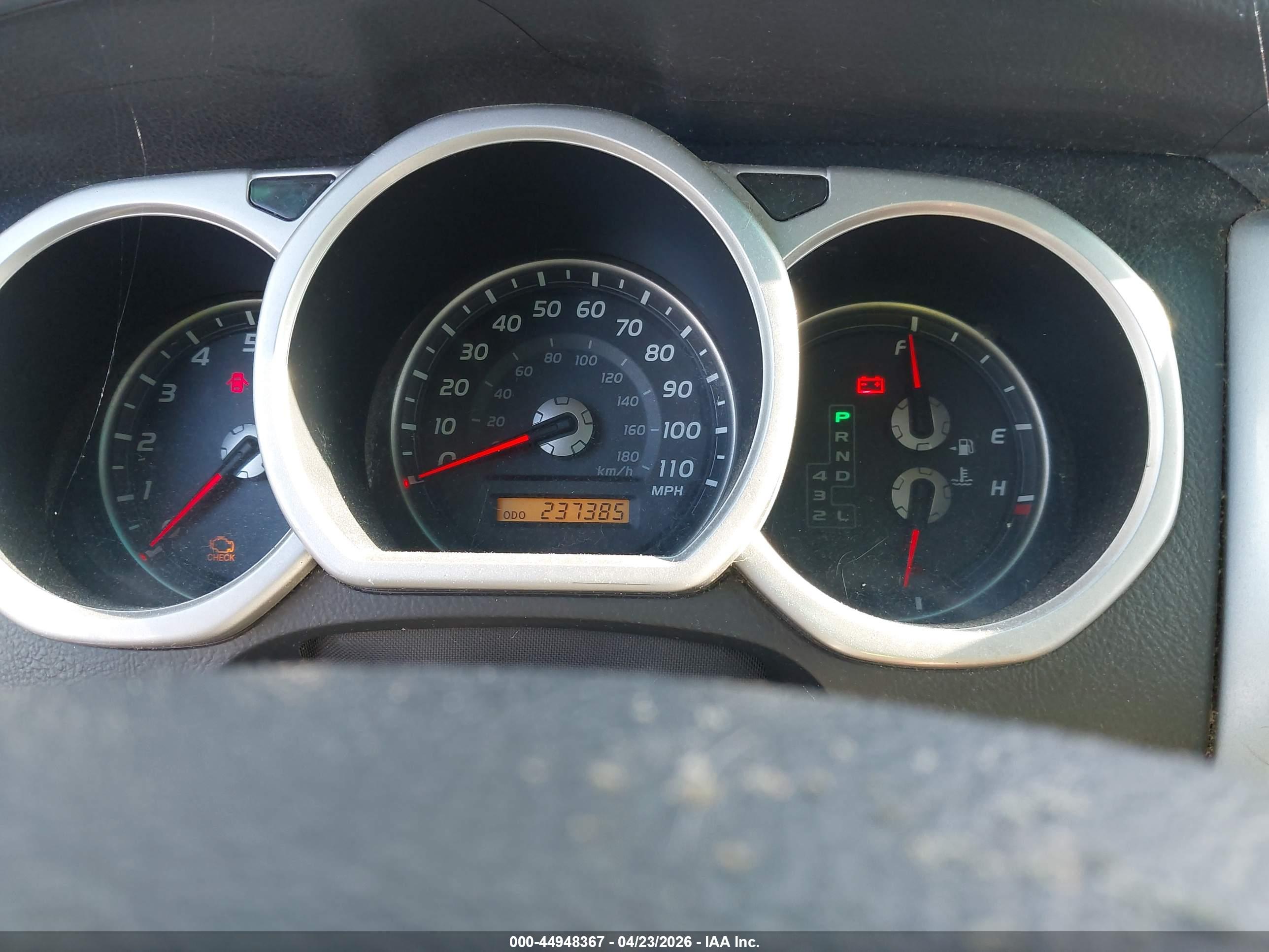 TOYOTA 4RUNNER image 7