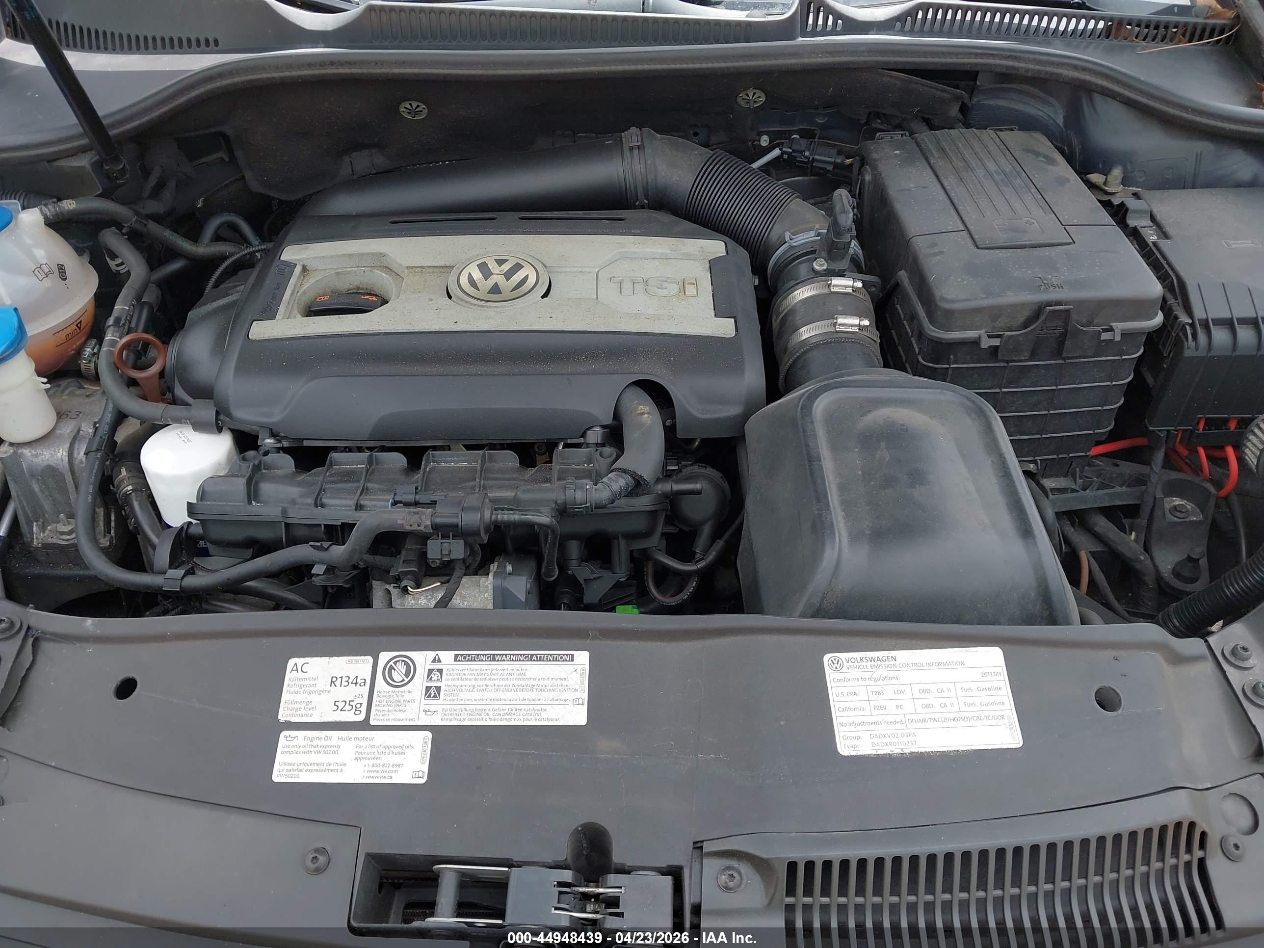 VOLKSWAGEN GTI image 10