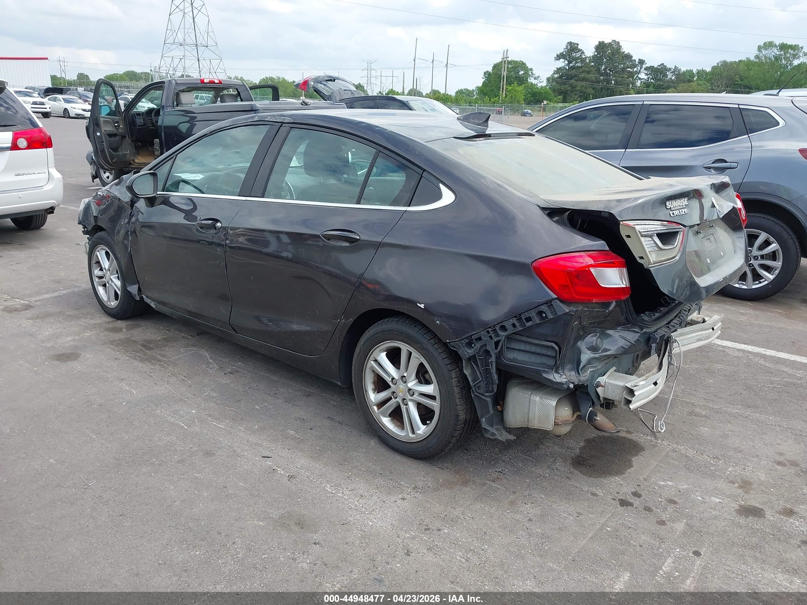 CHEVROLET CRUZE image 3