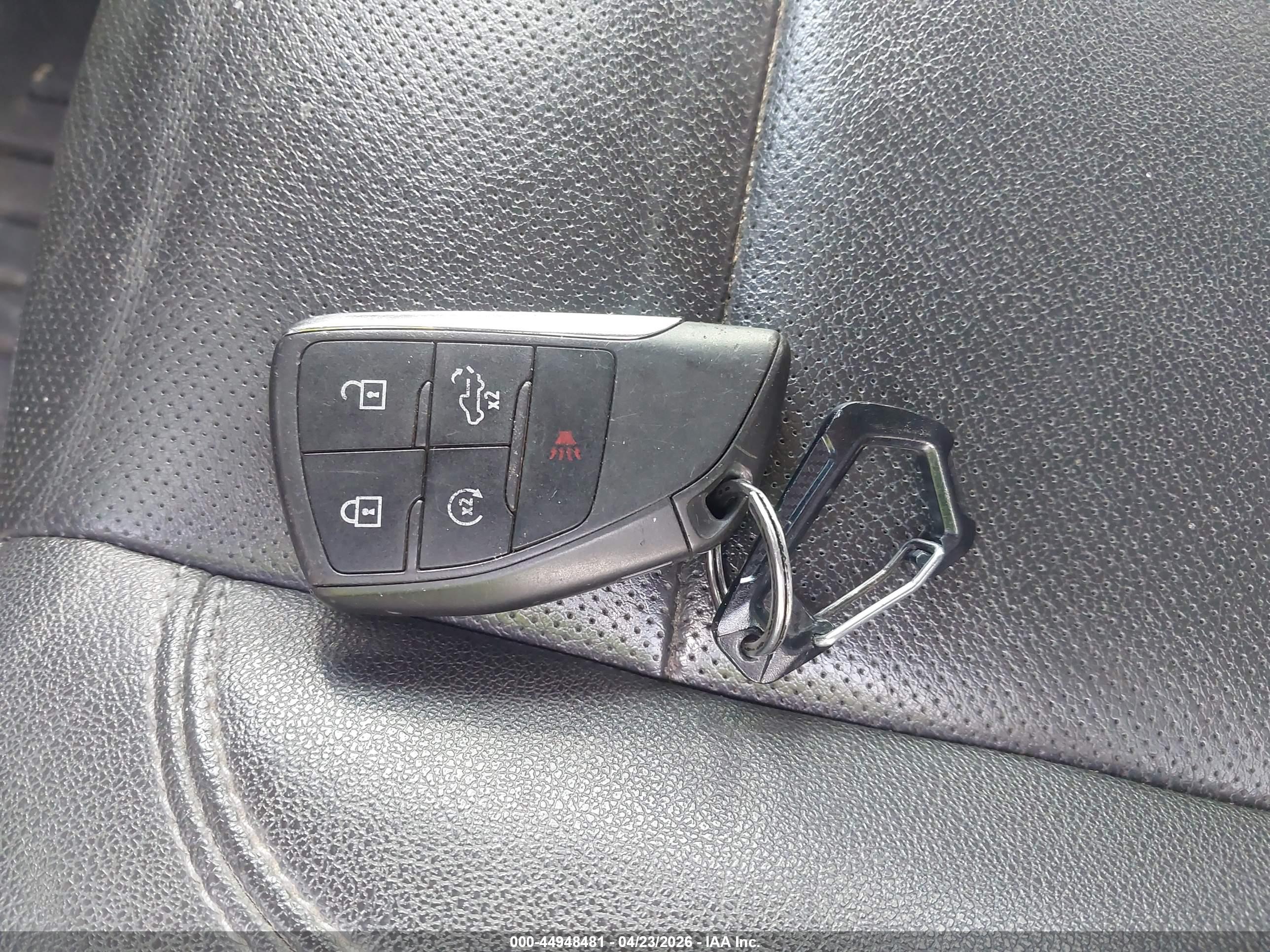 CHEVROLET SILVERADO image 11