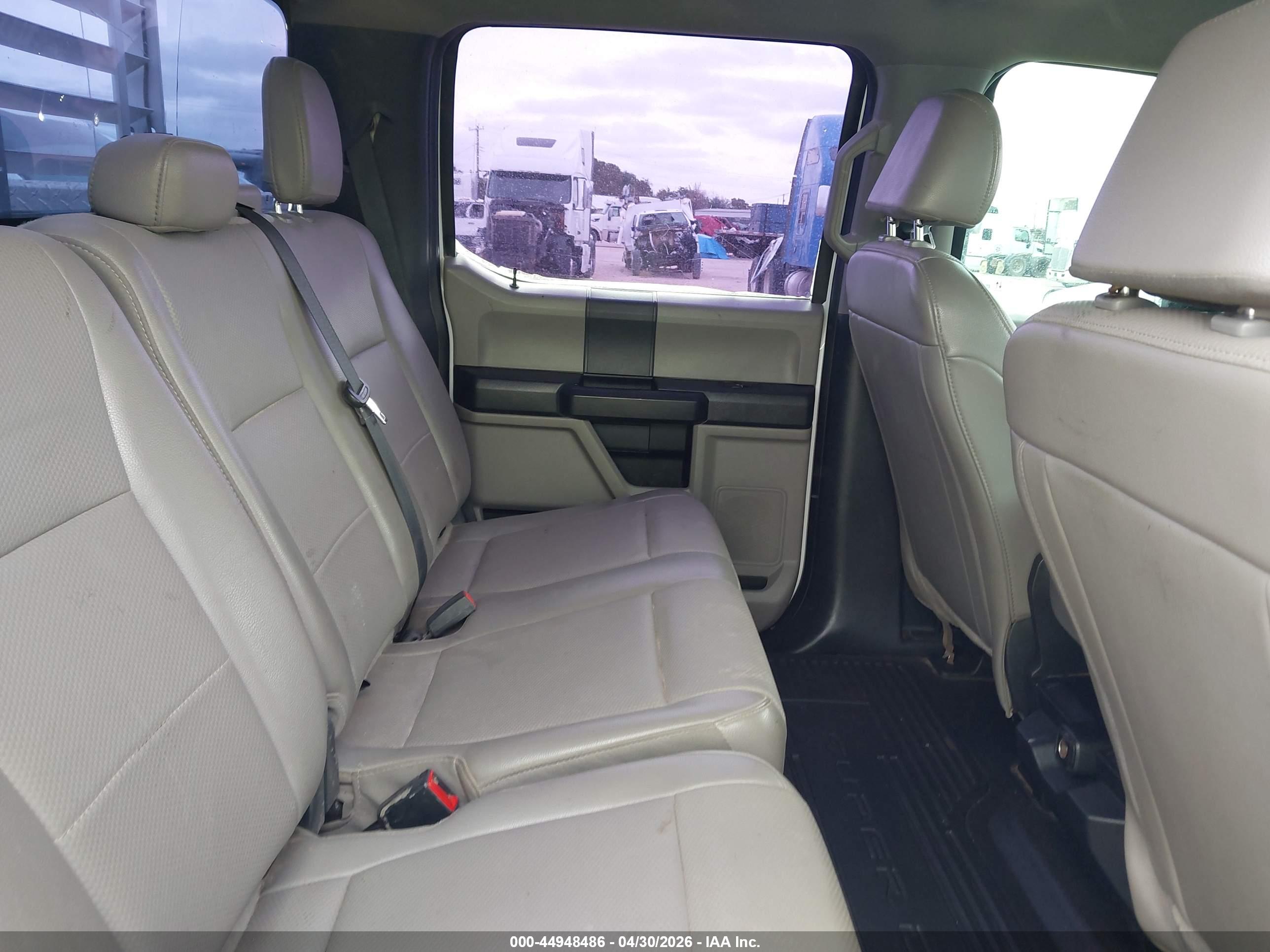 FORD F-250 image 8