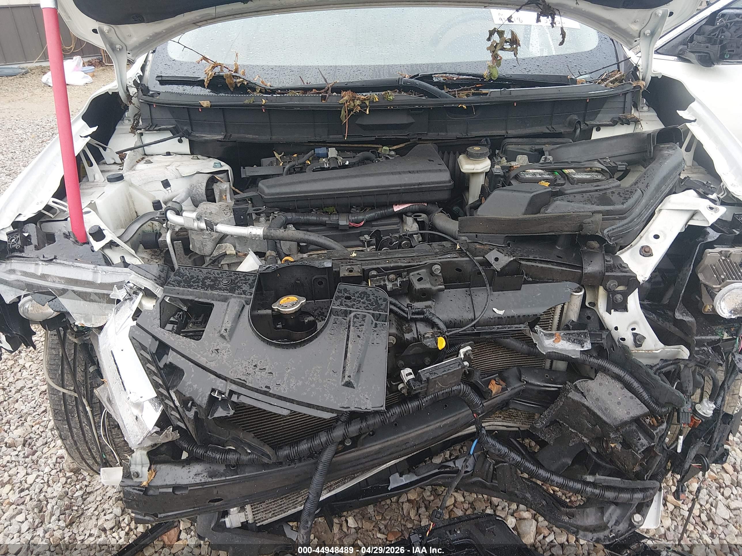NISSAN ROGUE image 10