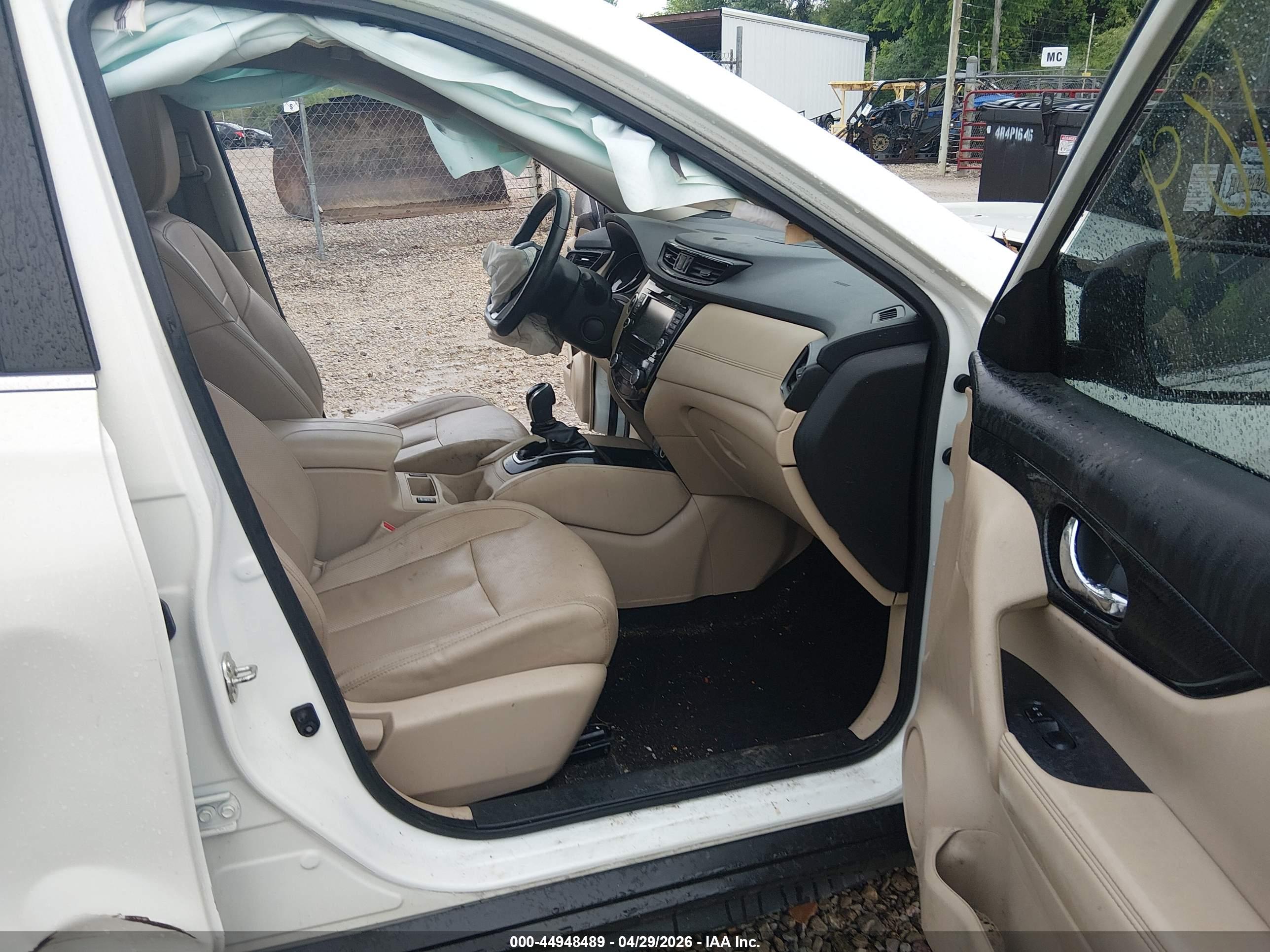NISSAN ROGUE image 5