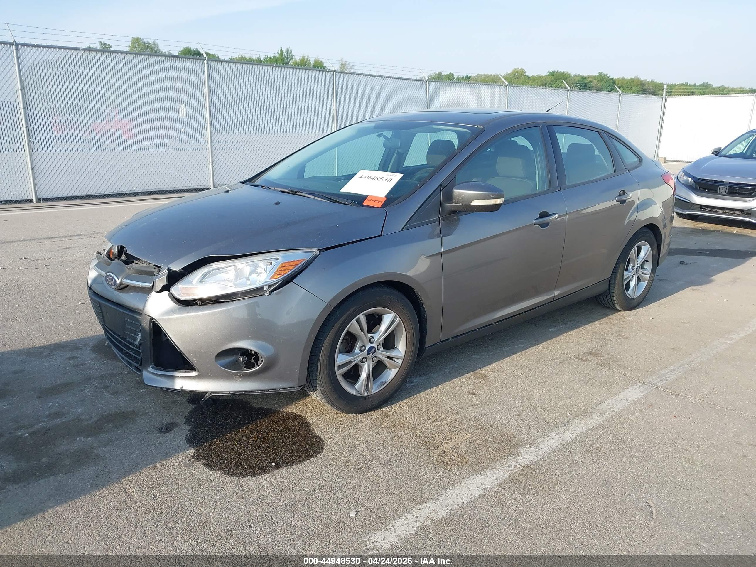 FORD FOCUS image 2