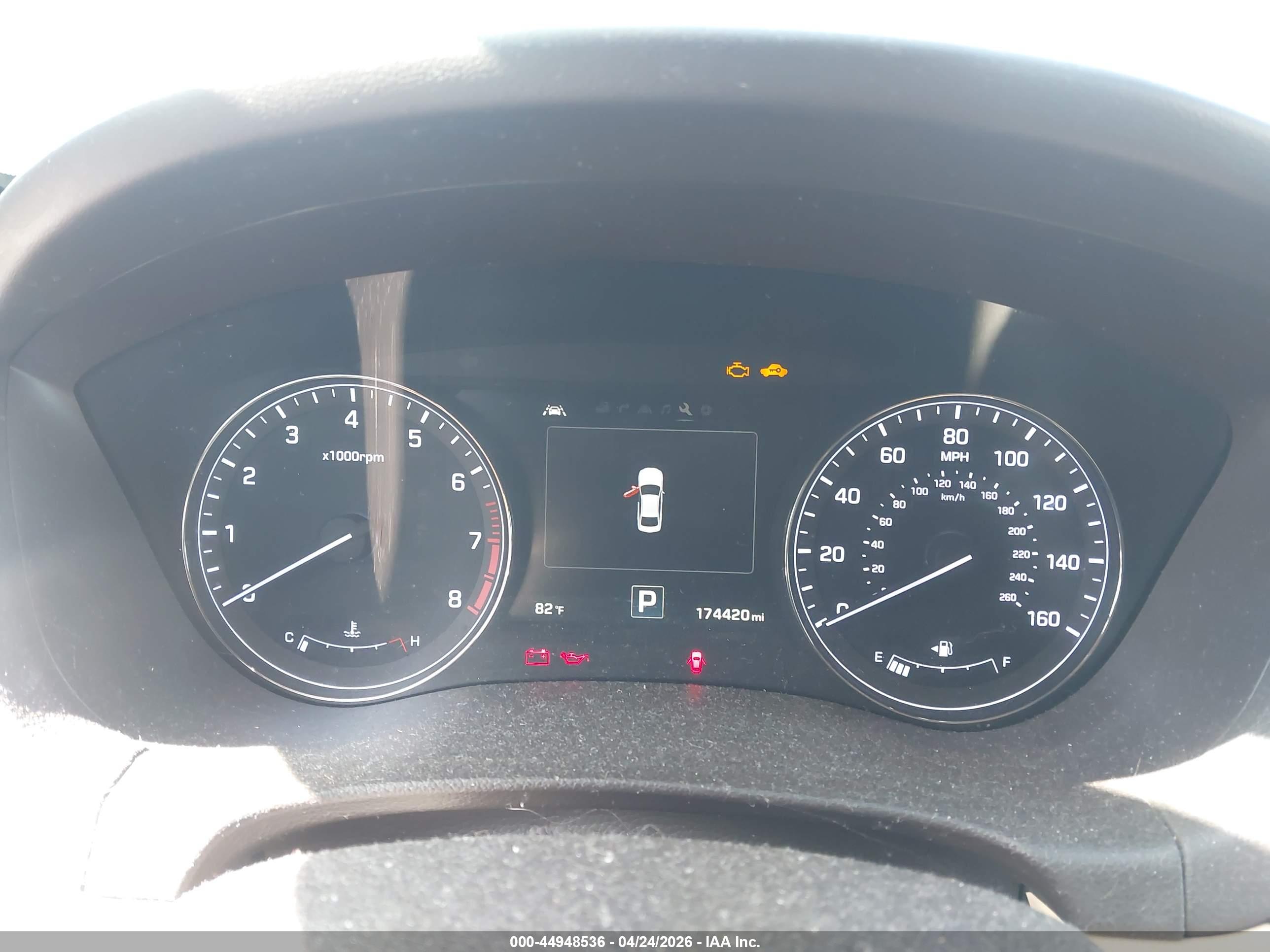 HYUNDAI GENESIS image 7