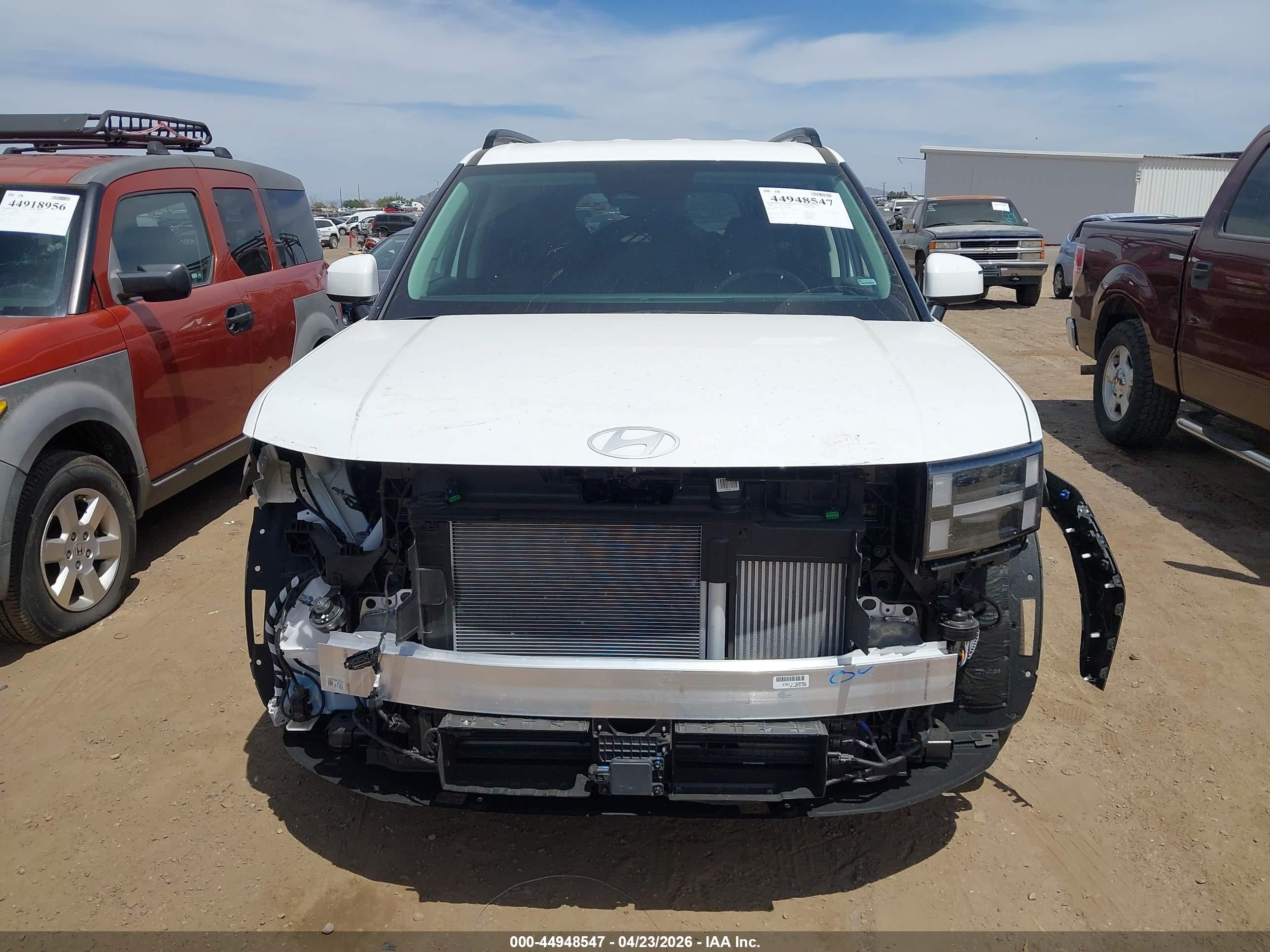 HYUNDAI SANTA image 6