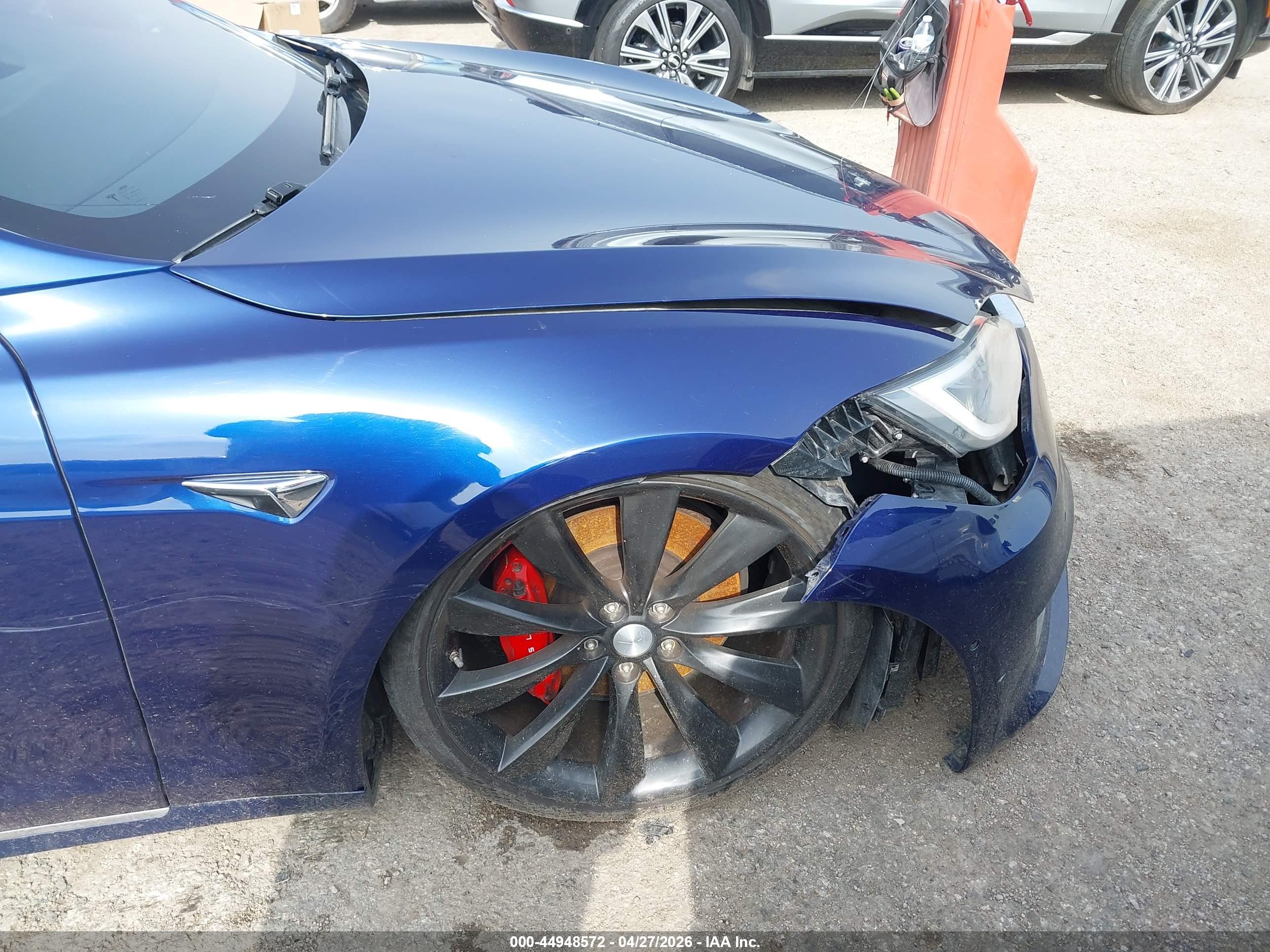 TESLA MODEL image 6