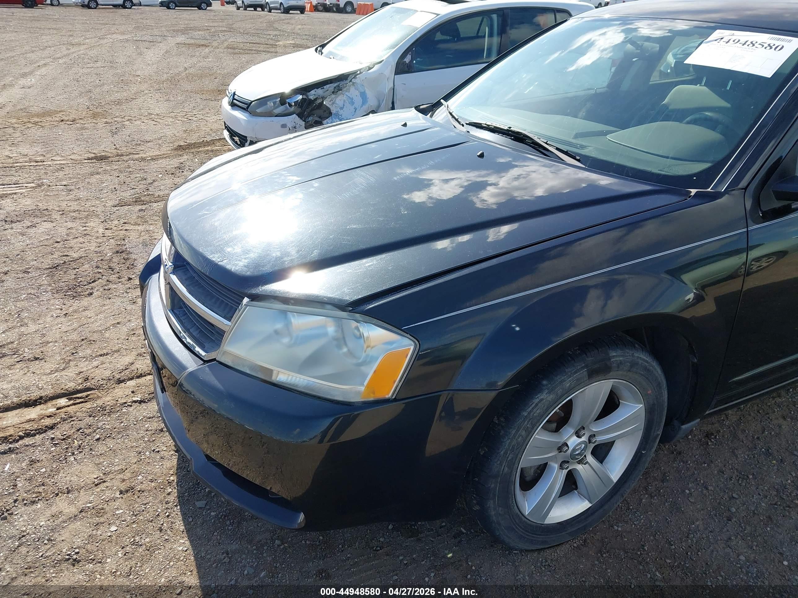 DODGE AVENGER image 6