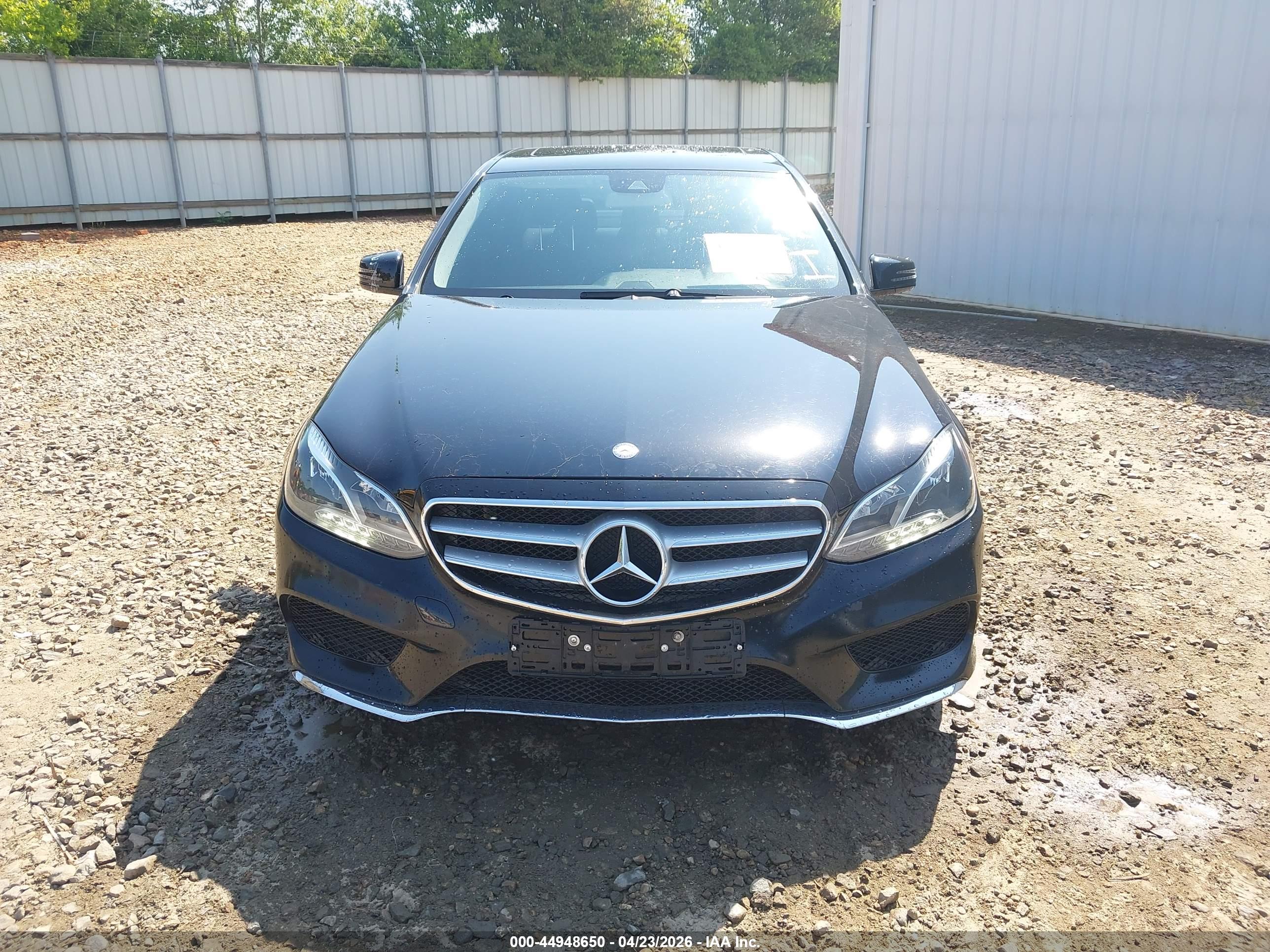 MERCEDES-BENZ E image 6