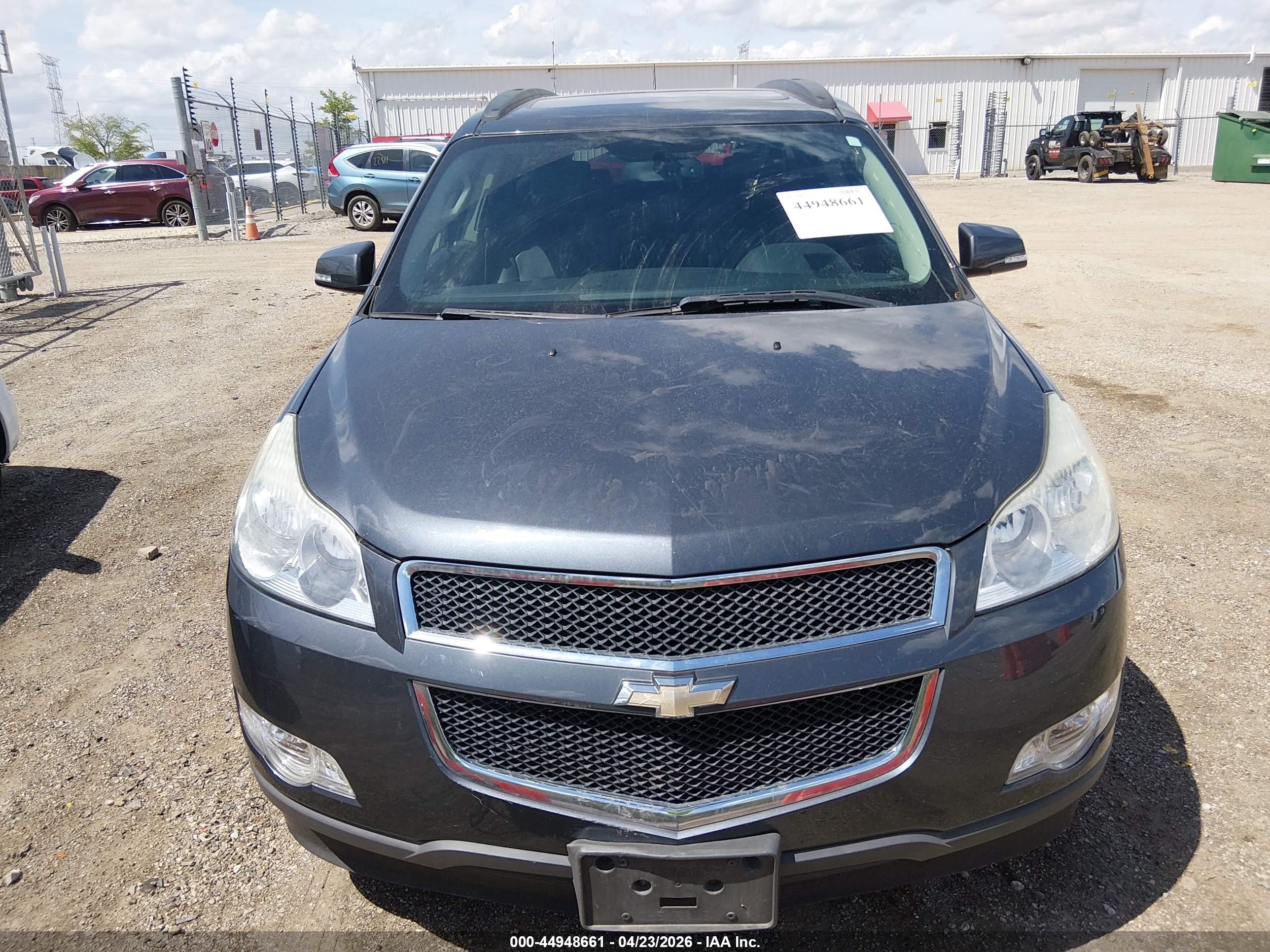 CHEVROLET TRAVERSE image 6
