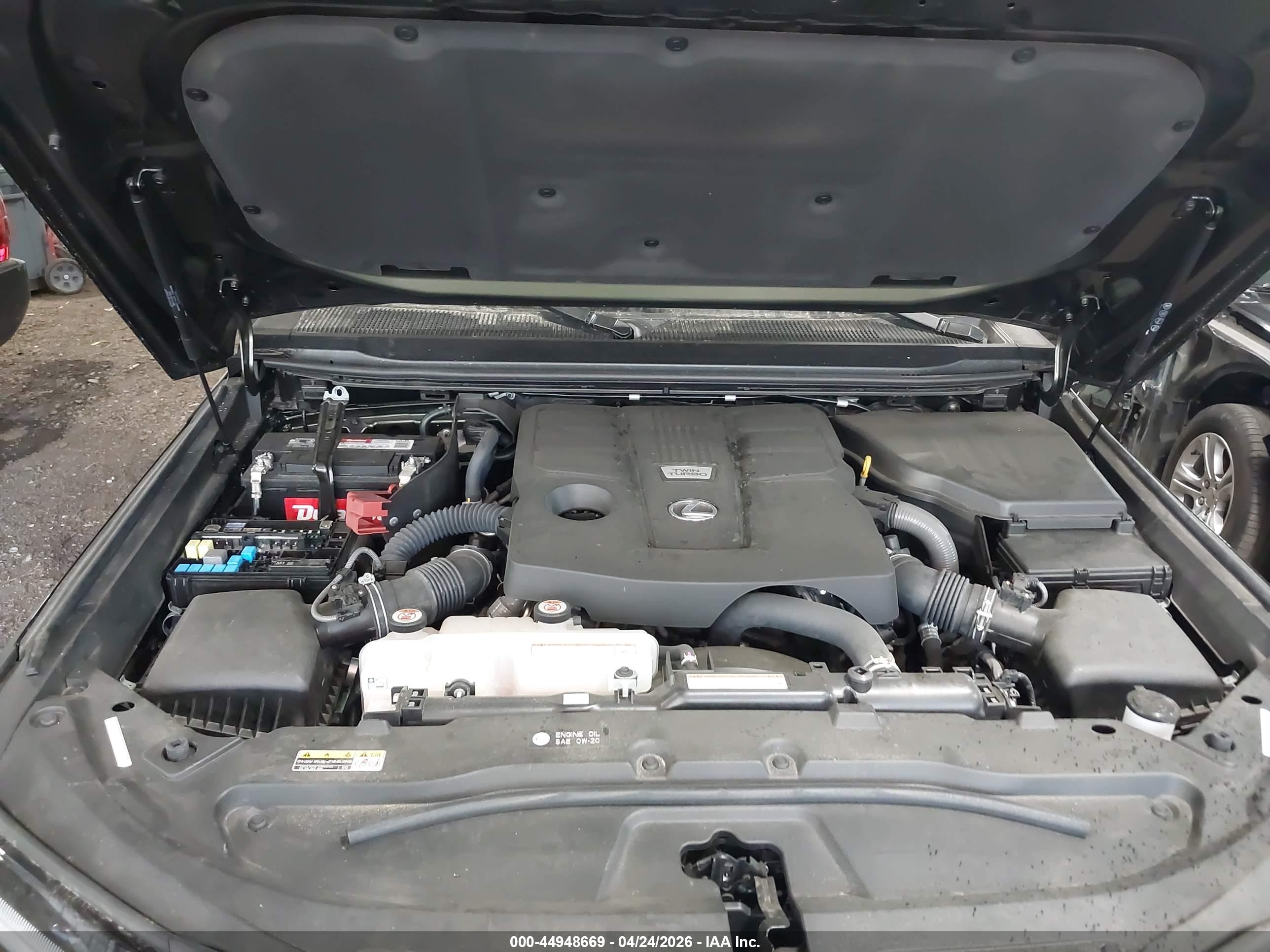 LEXUS GX image 10