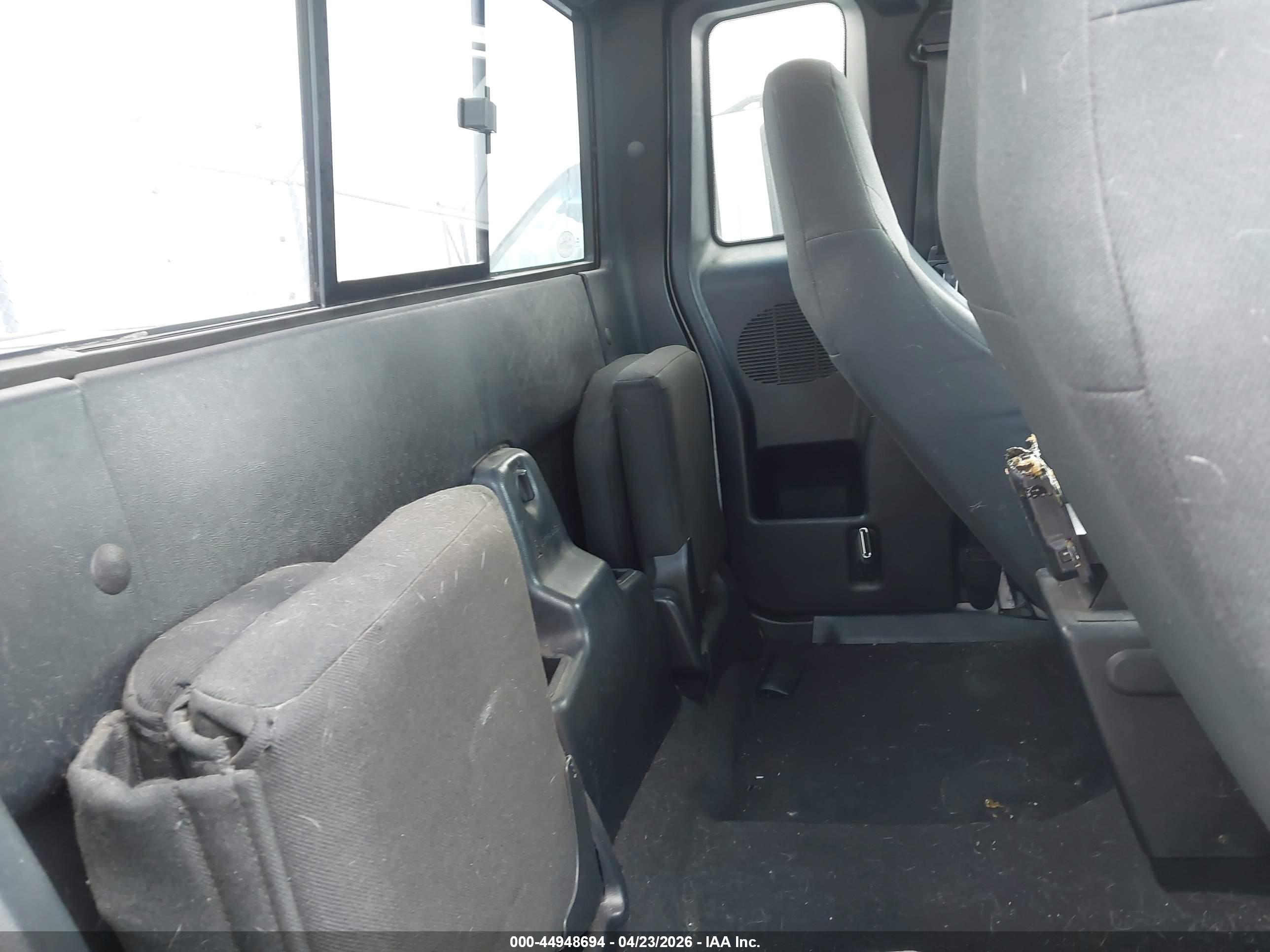 FORD RANGER image 8