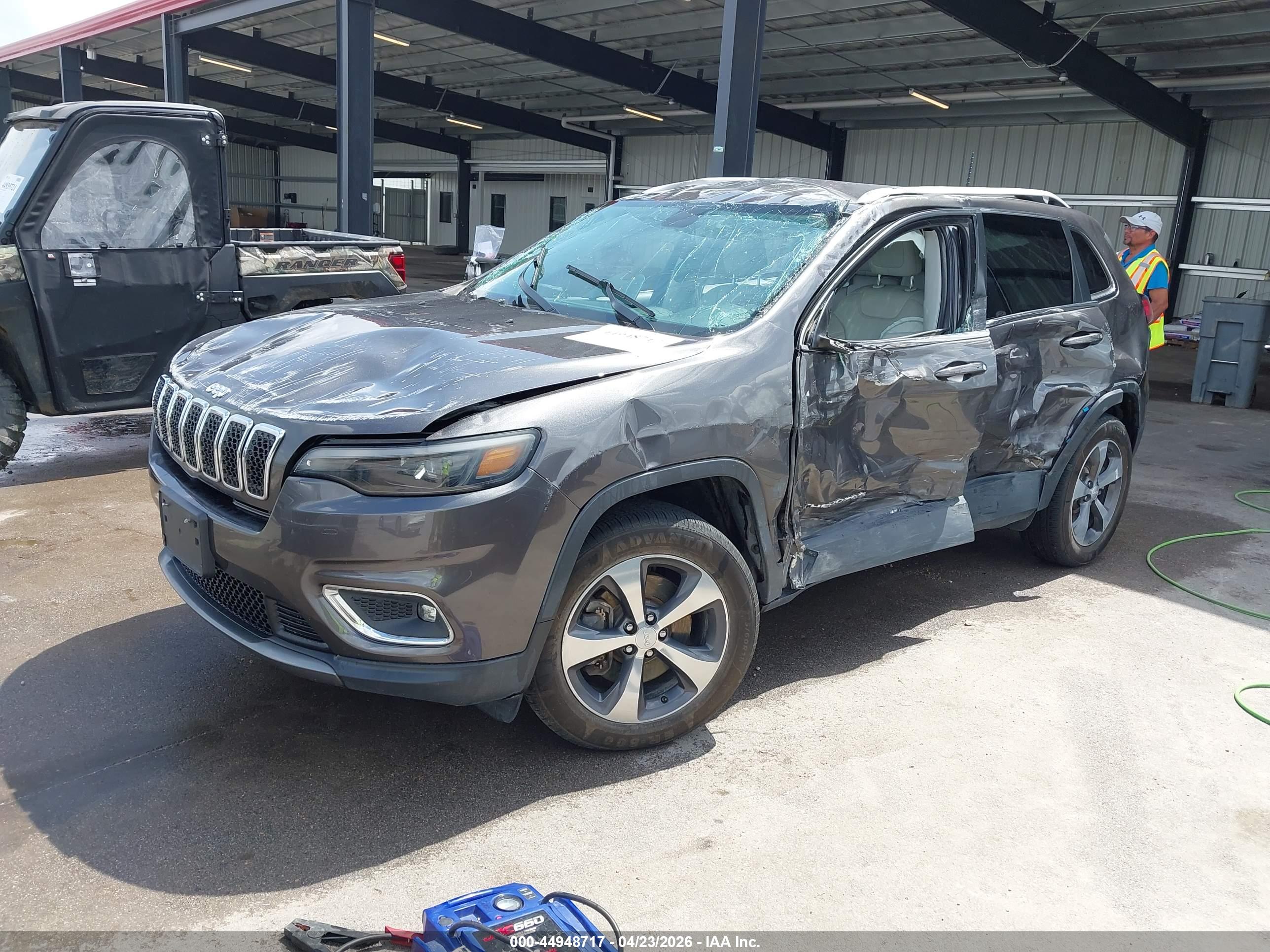 JEEP CHEROKEE image 2