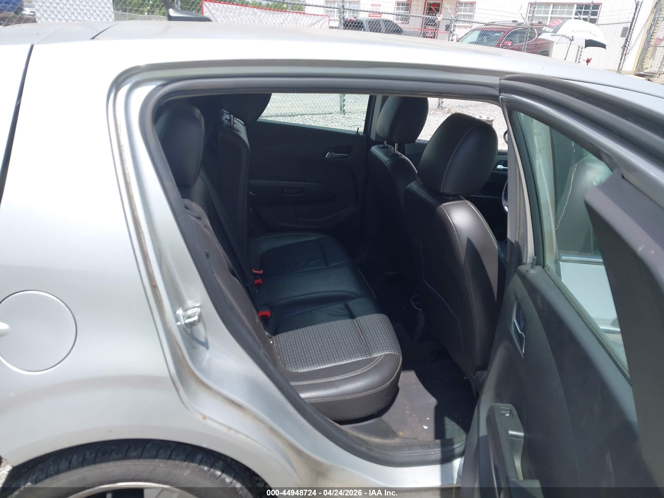 CHEVROLET SONIC image 8