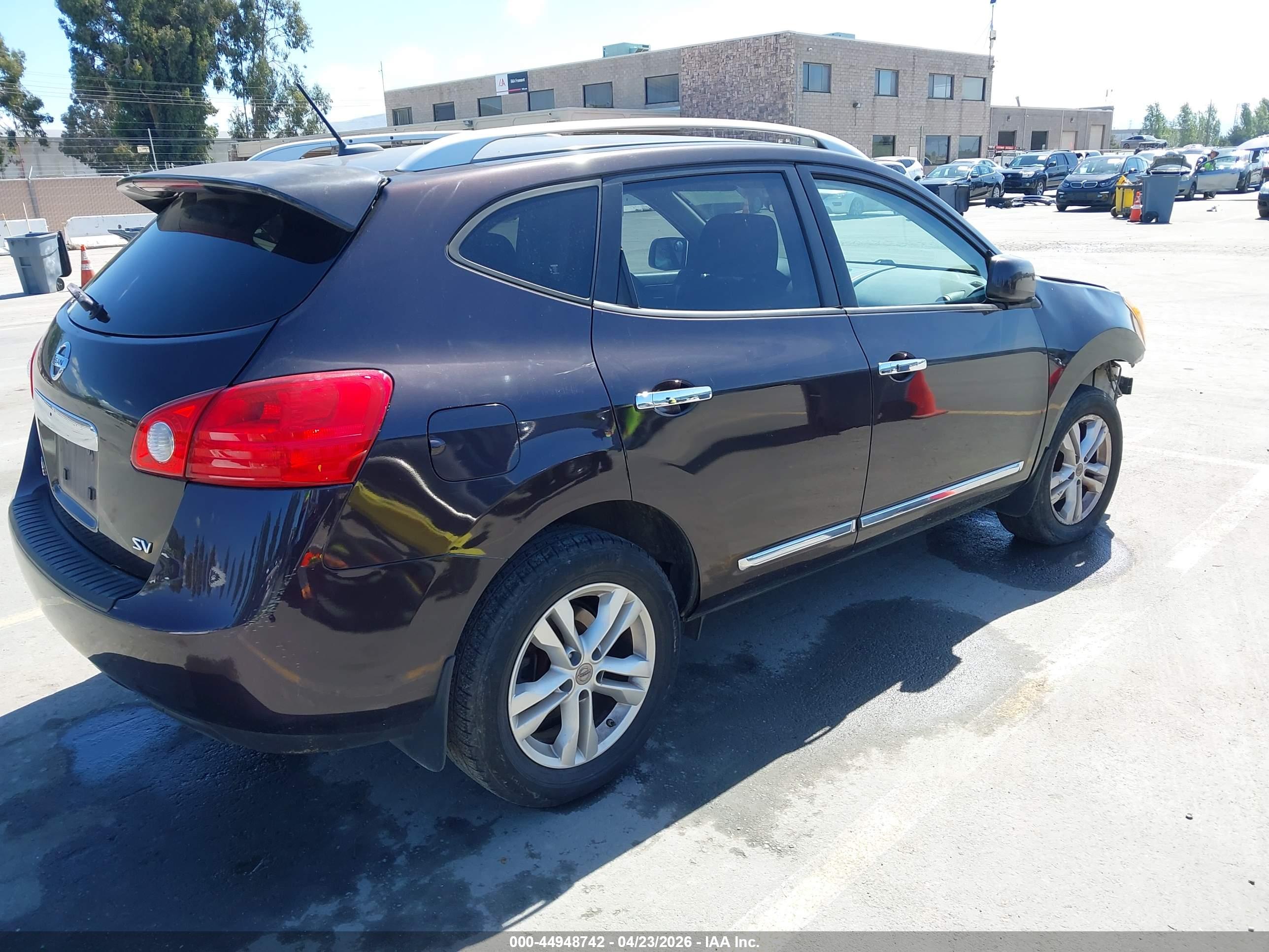 NISSAN ROGUE image 4