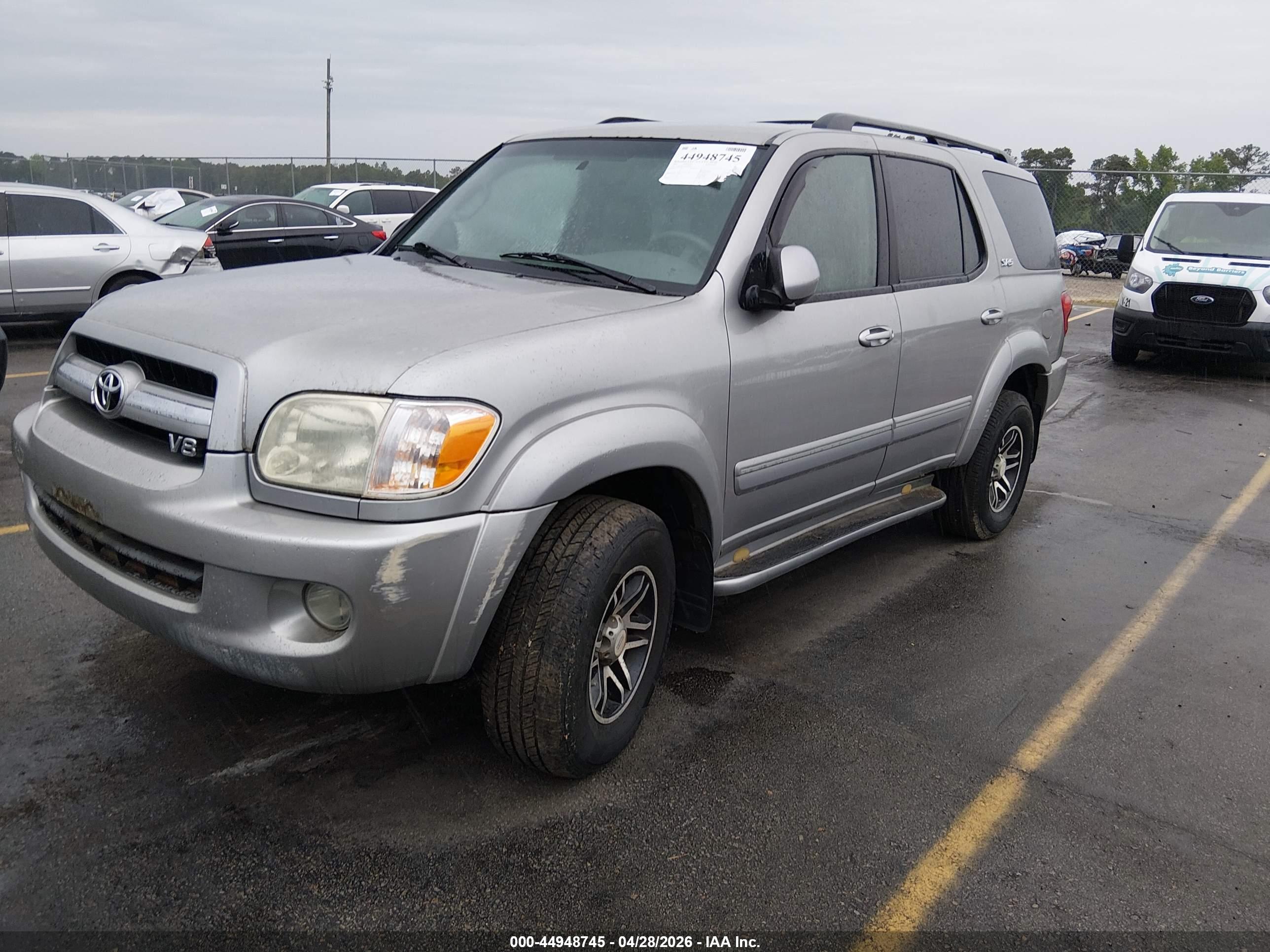 TOYOTA SEQUOIA image 2