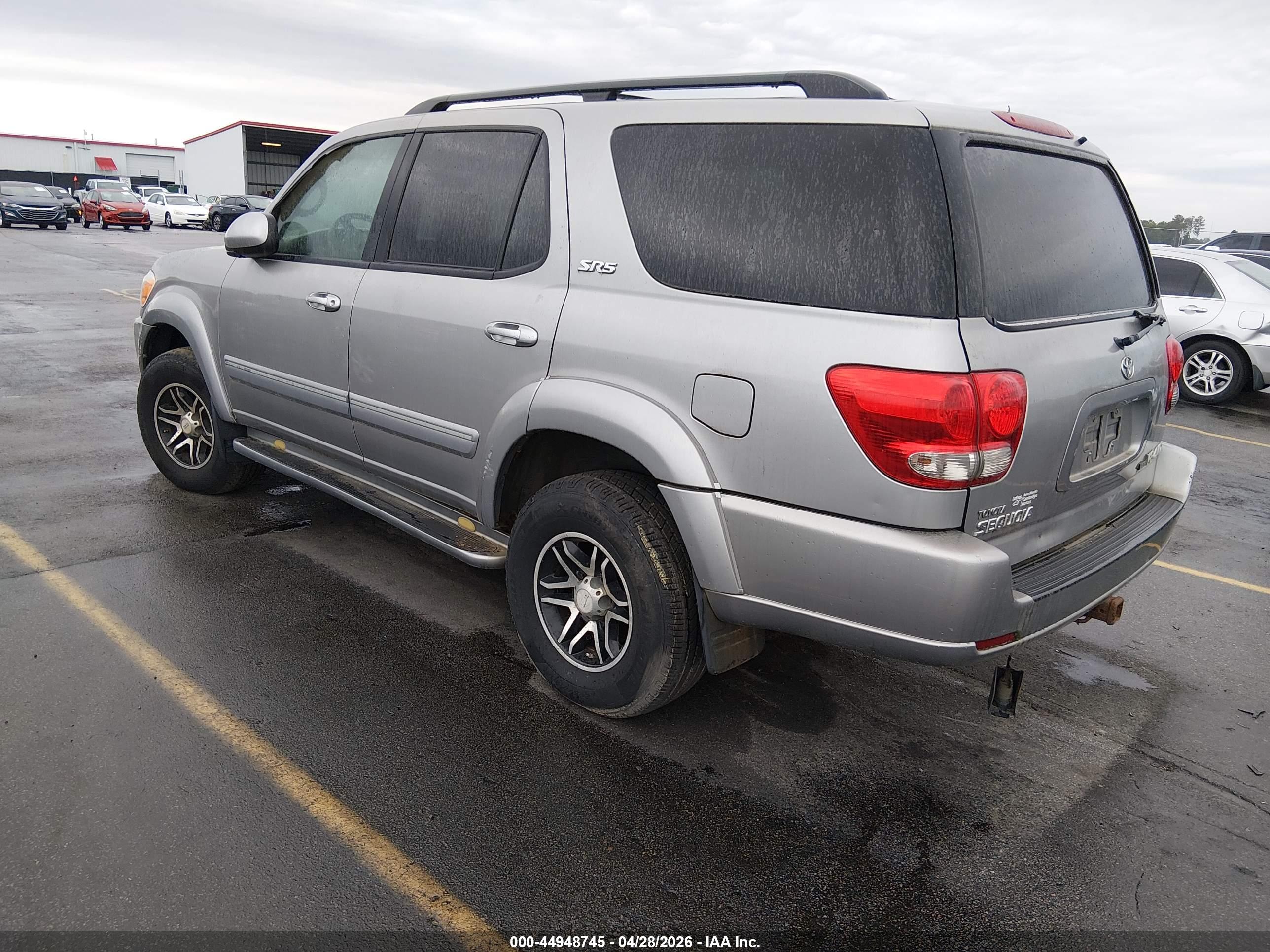 TOYOTA SEQUOIA image 3