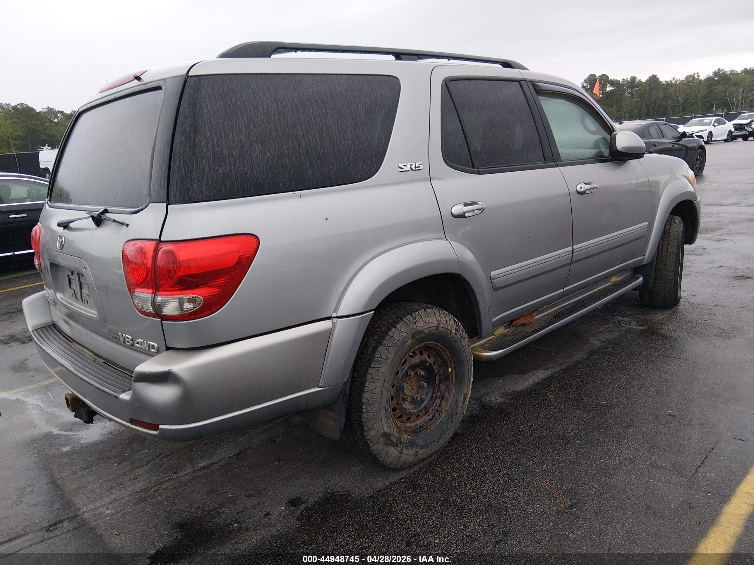 TOYOTA SEQUOIA image 4