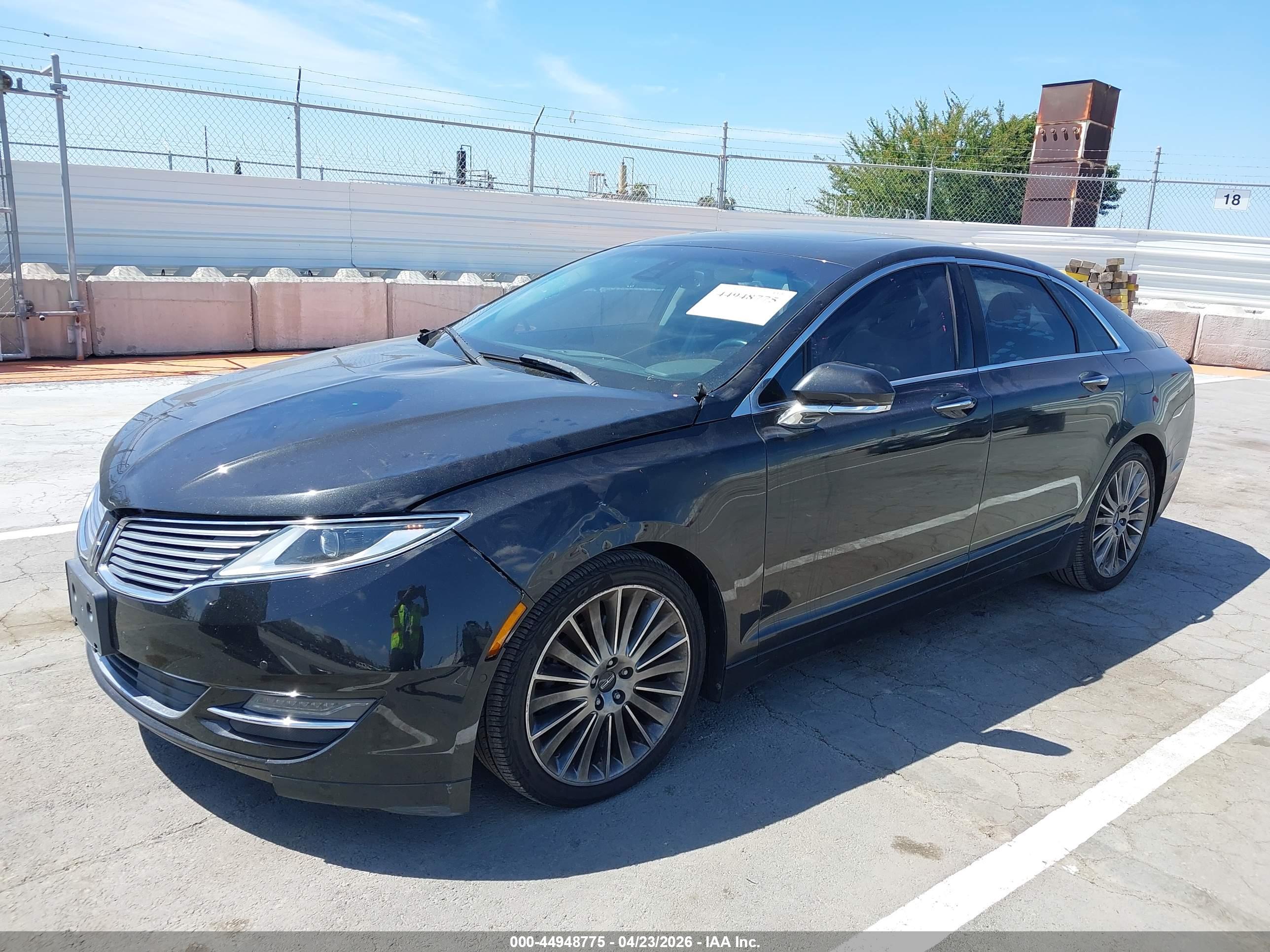 LINCOLN MKZ image 2