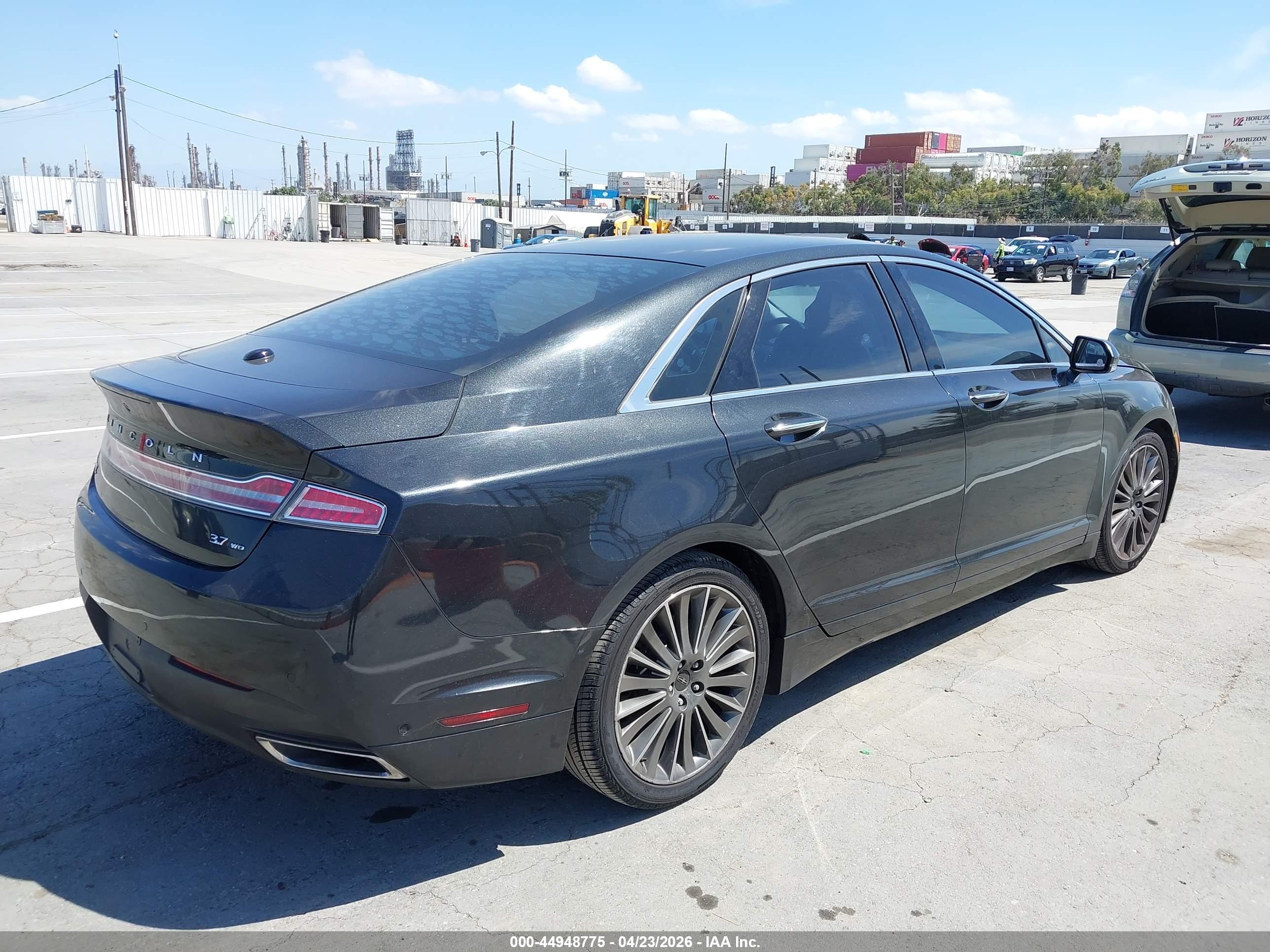 LINCOLN MKZ image 4
