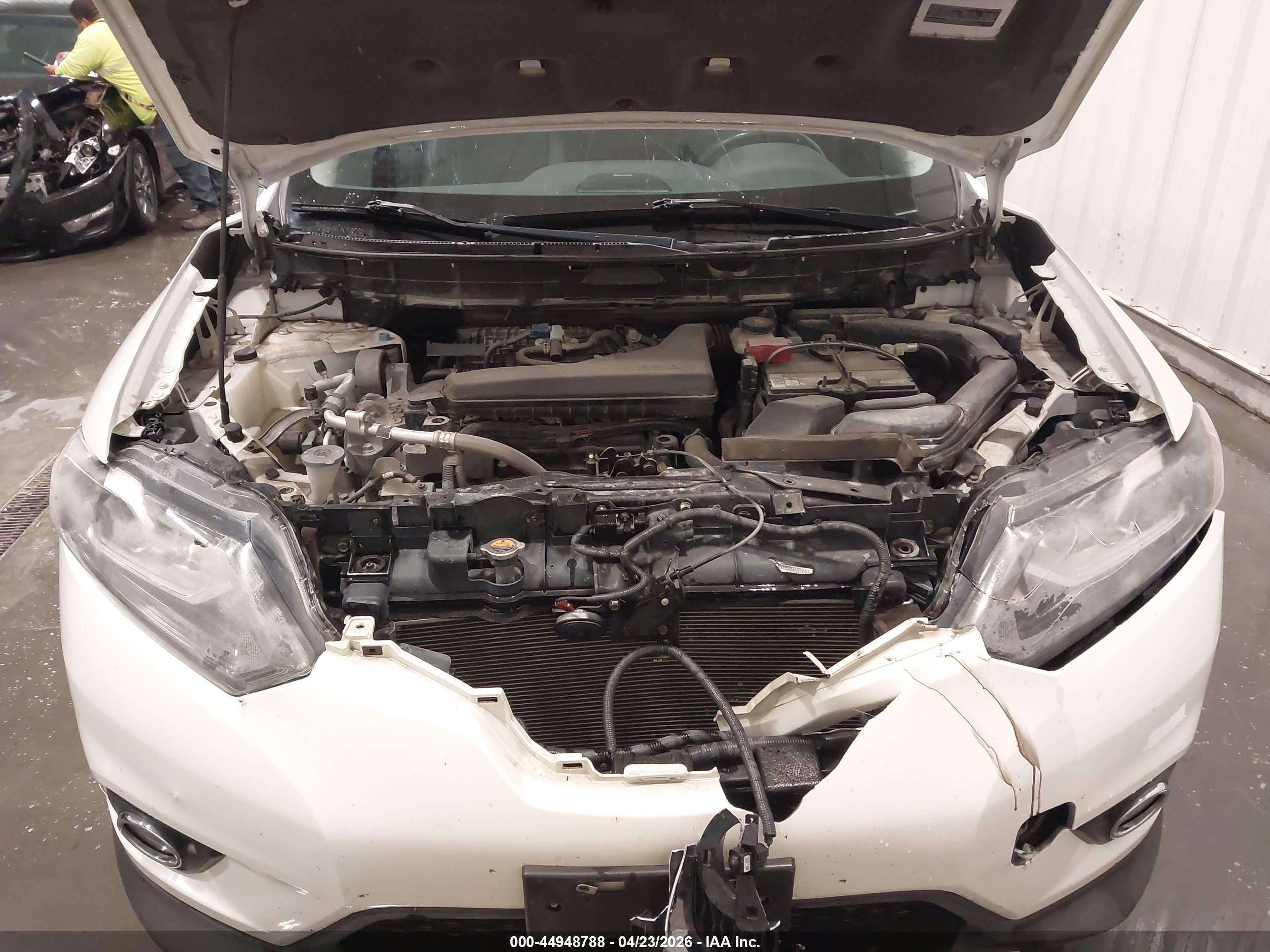 NISSAN ROGUE image 10