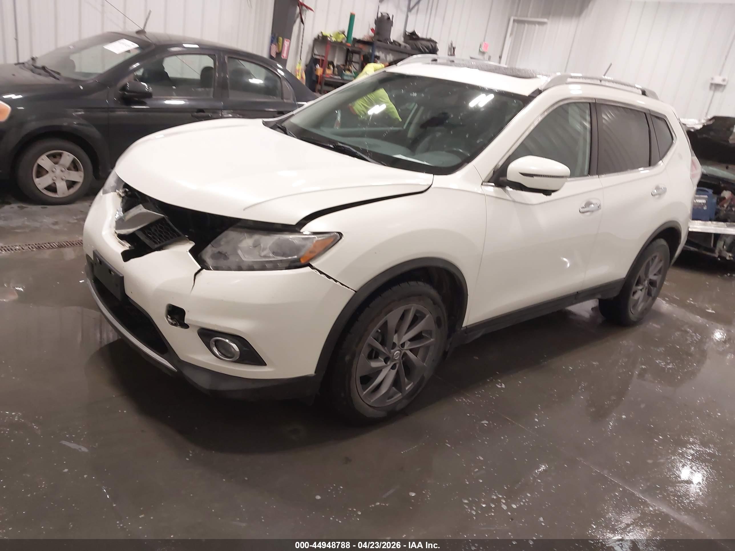 NISSAN ROGUE image 2