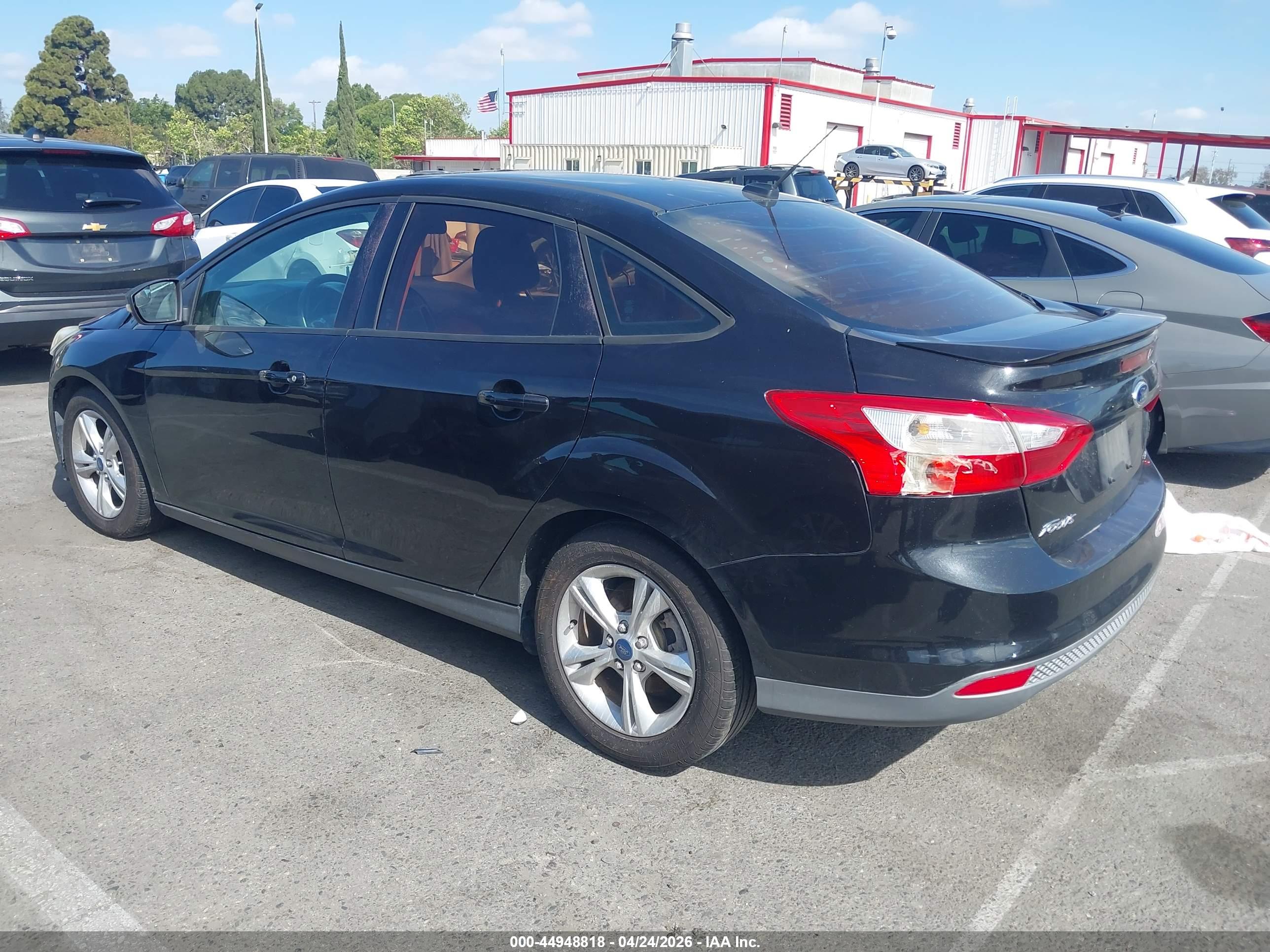 FORD FOCUS image 3