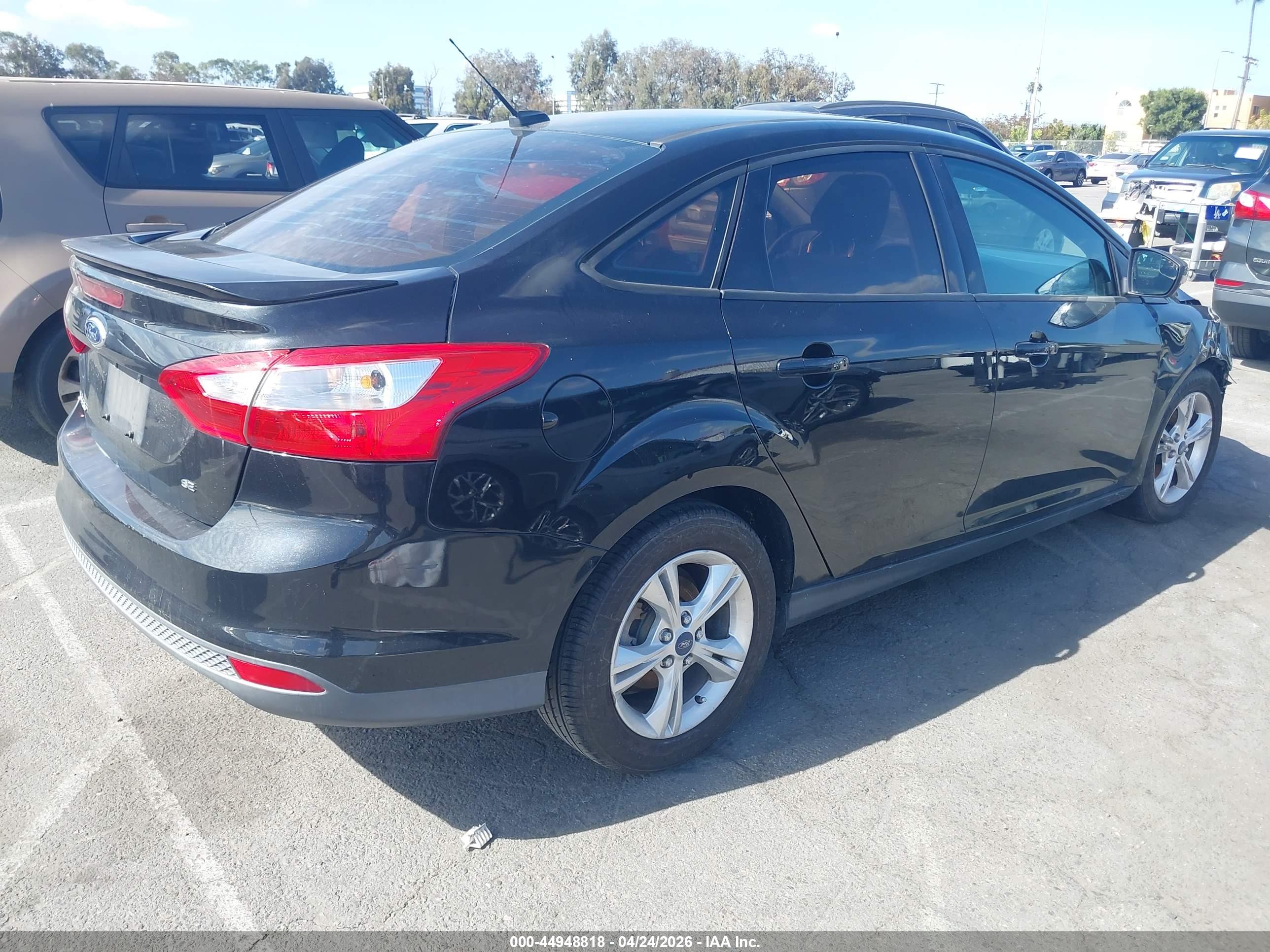 FORD FOCUS image 4
