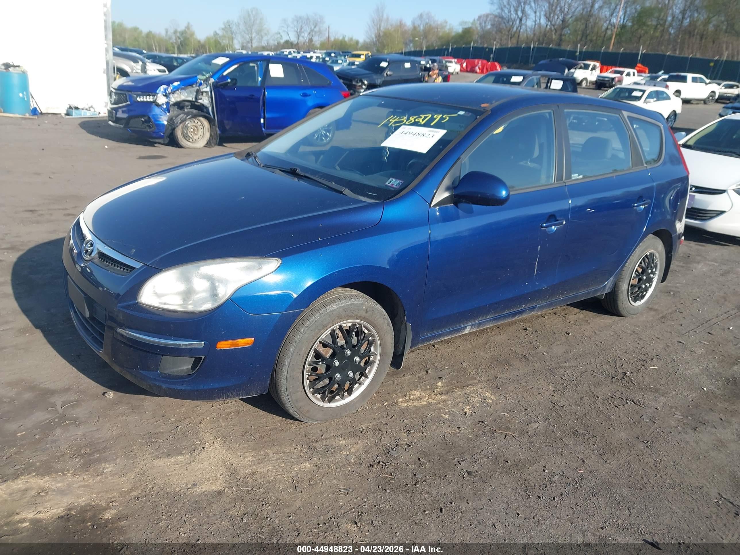 HYUNDAI ELANTRA image 2