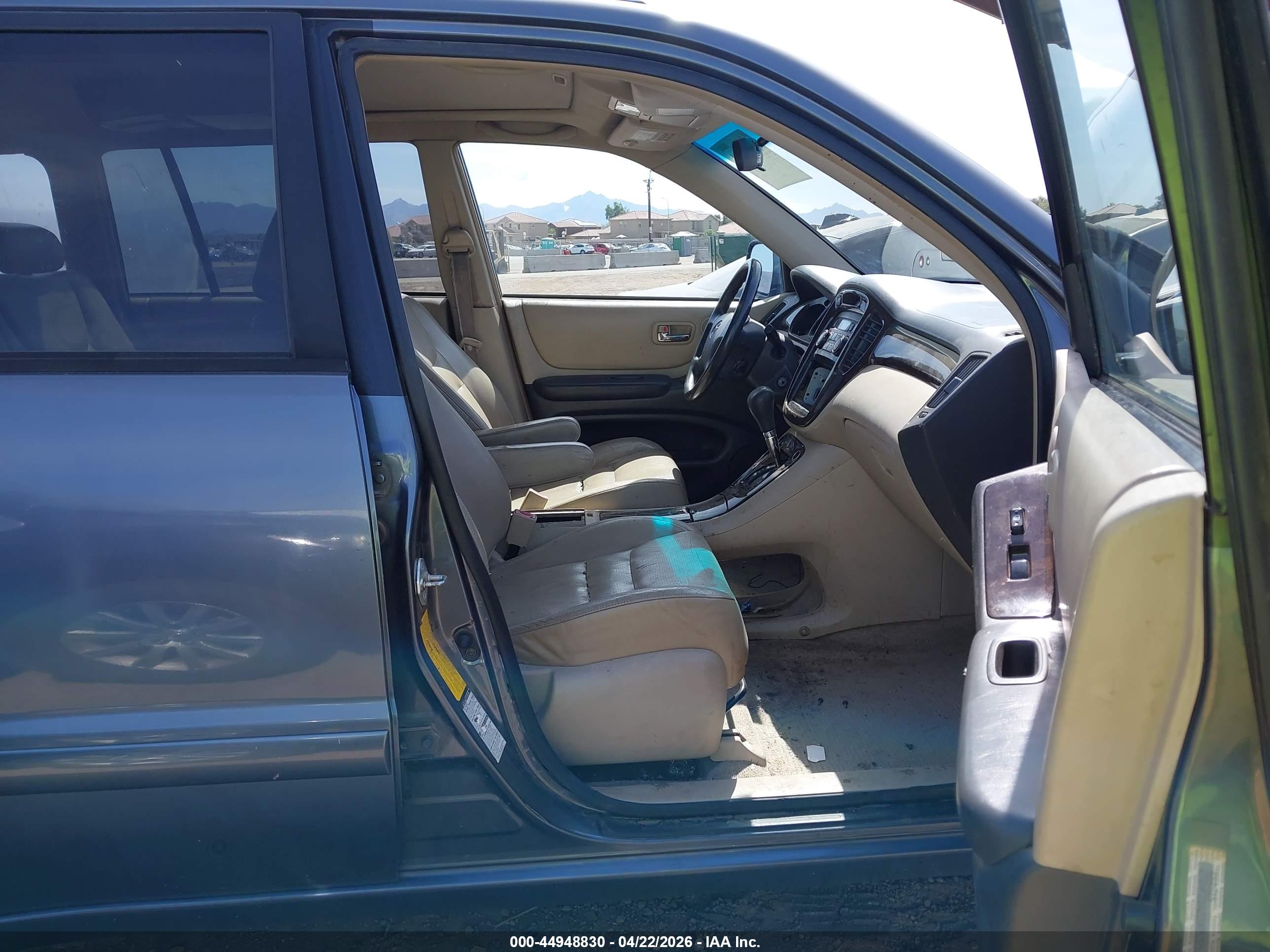 TOYOTA HIGHLANDER image 5