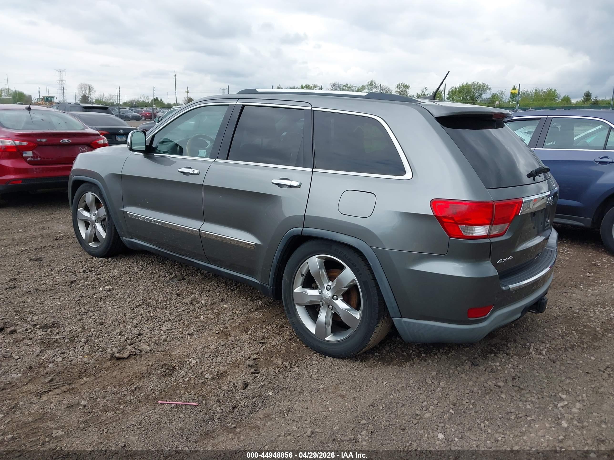JEEP GRAND image 3