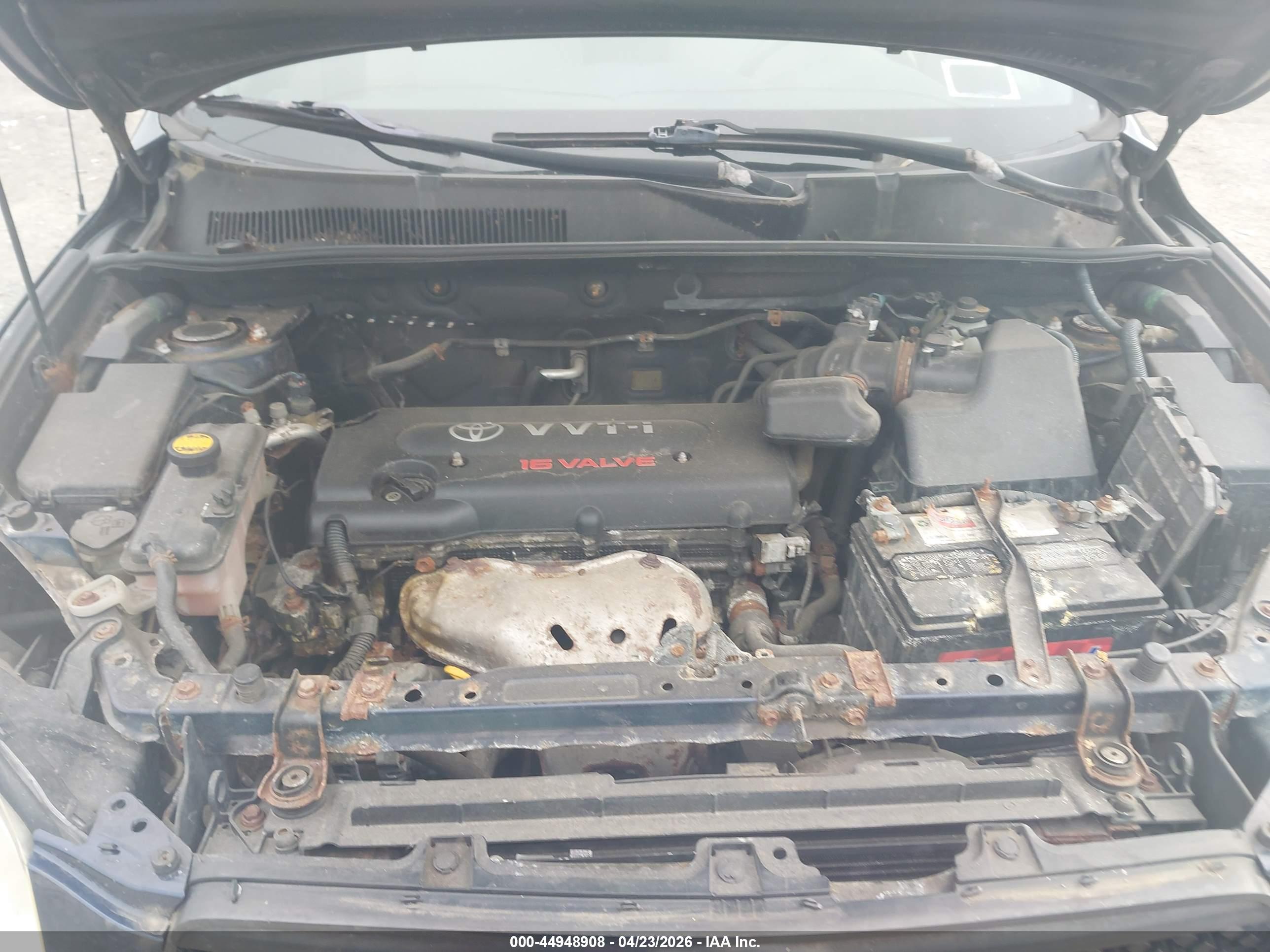 TOYOTA RAV4 image 10