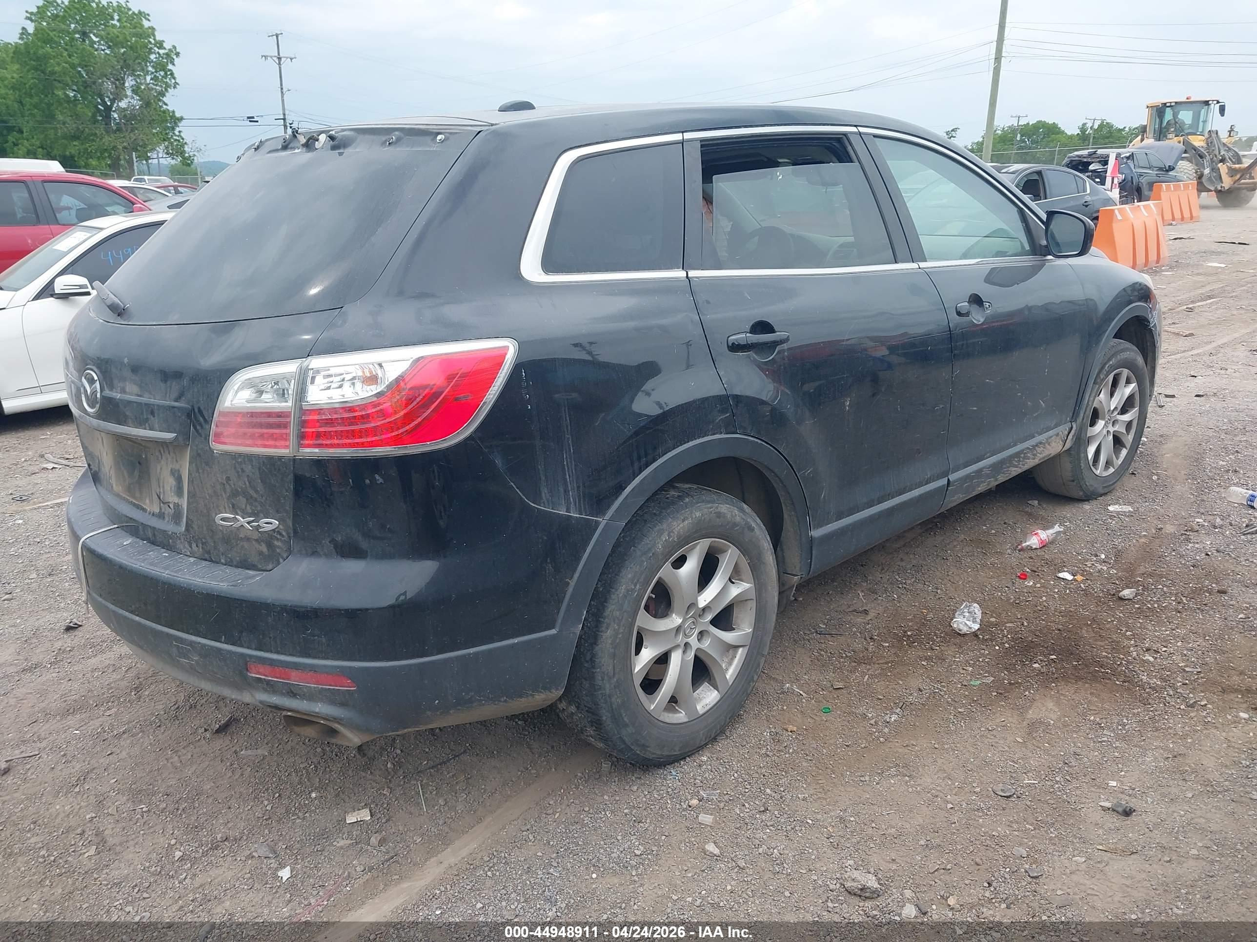MAZDA CX-9 image 4