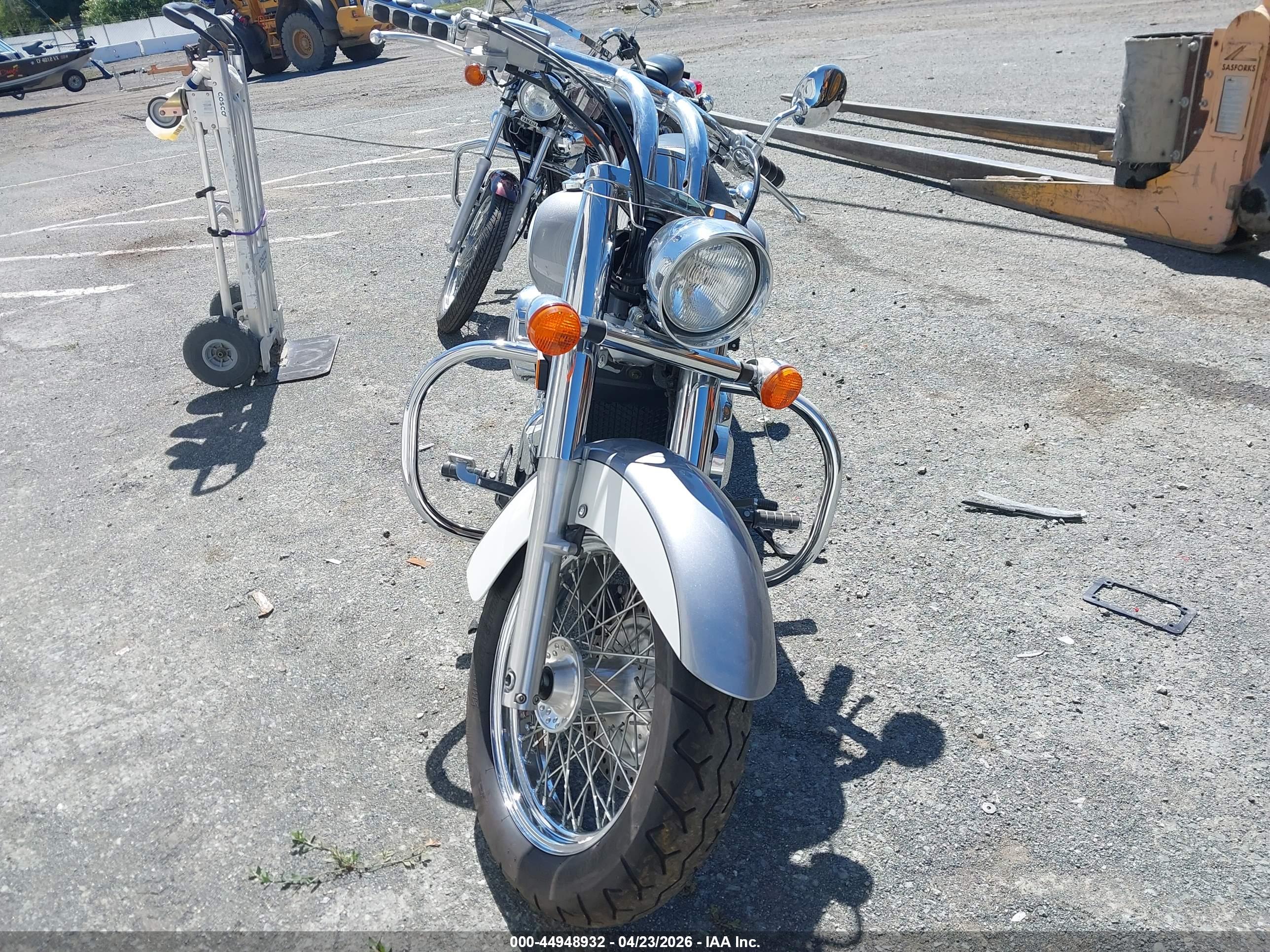 HONDA VT750 image 5