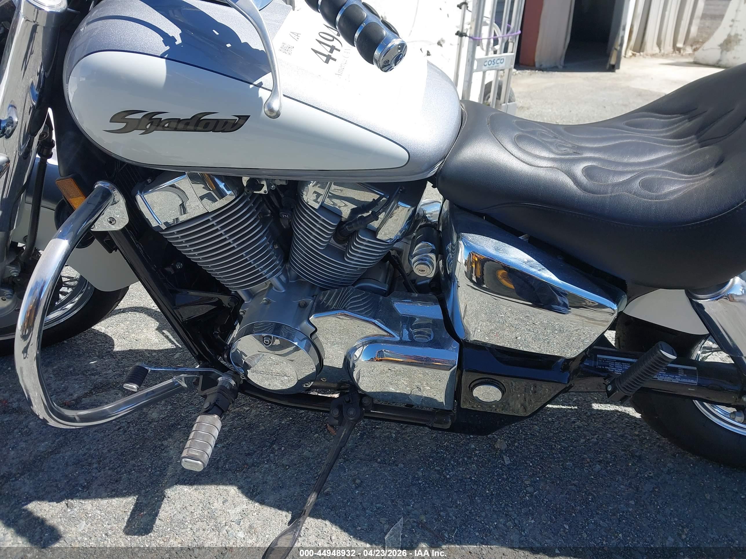 HONDA VT750 image 9