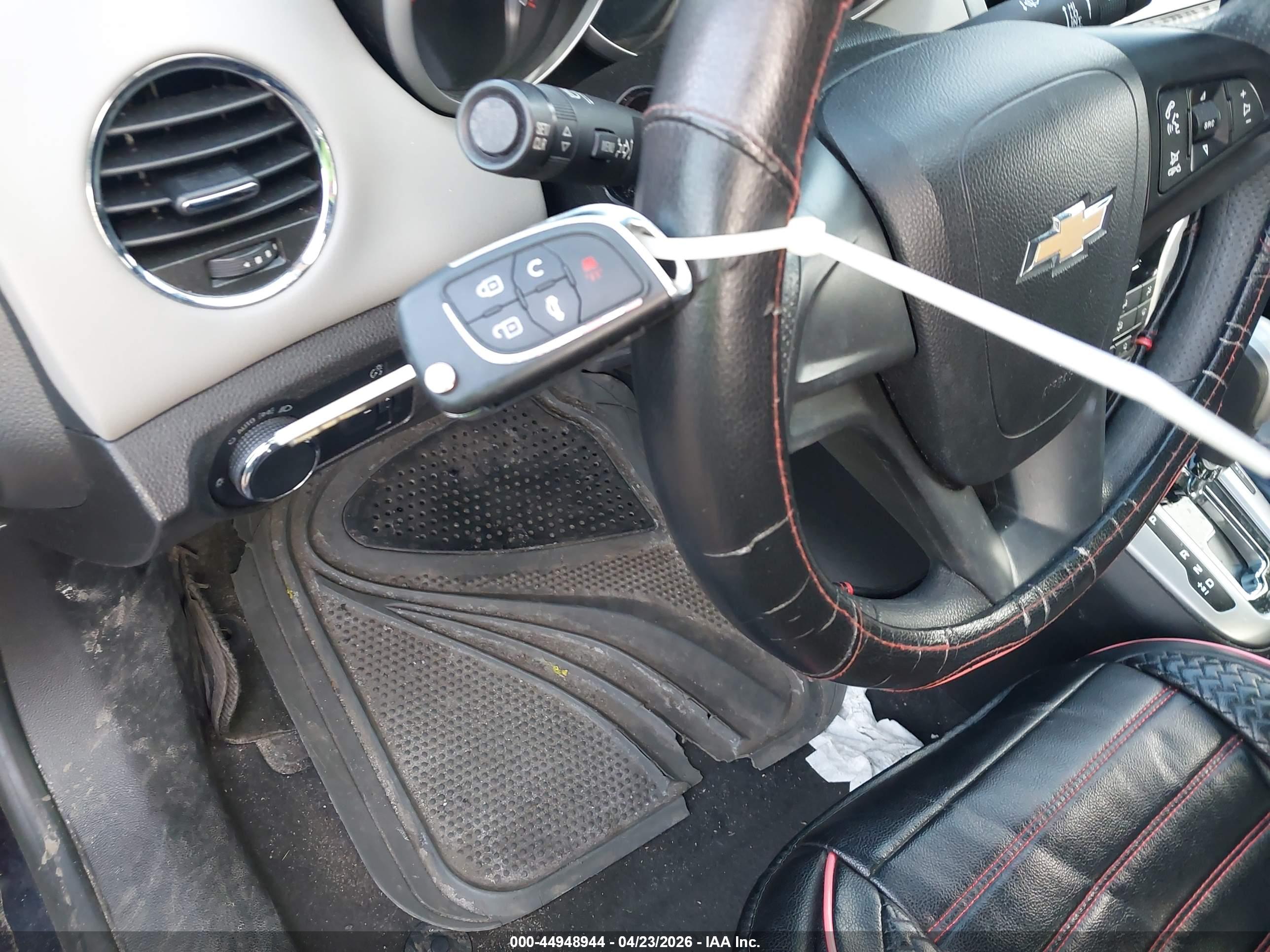CHEVROLET CRUZE image 11