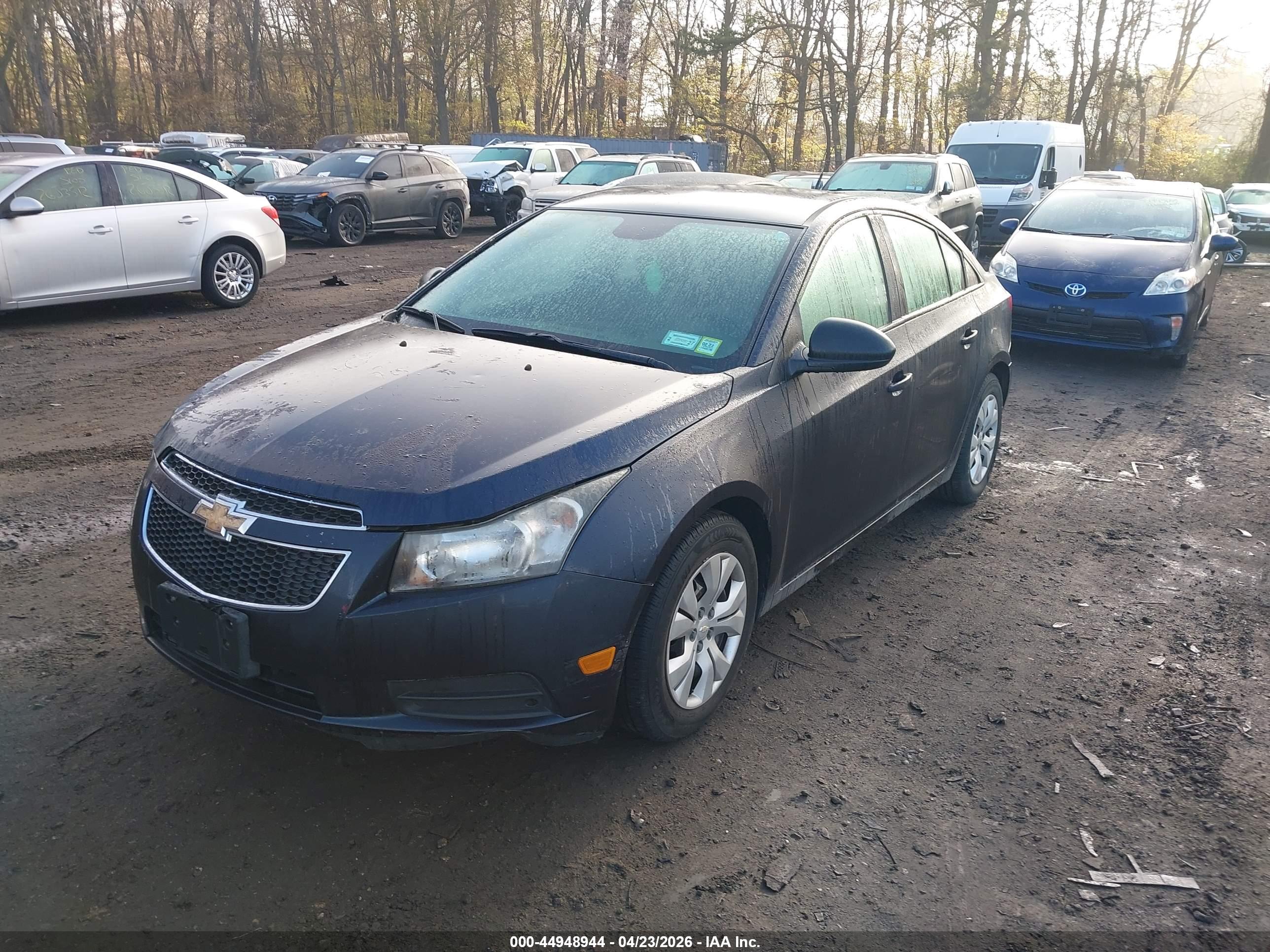 CHEVROLET CRUZE image 2