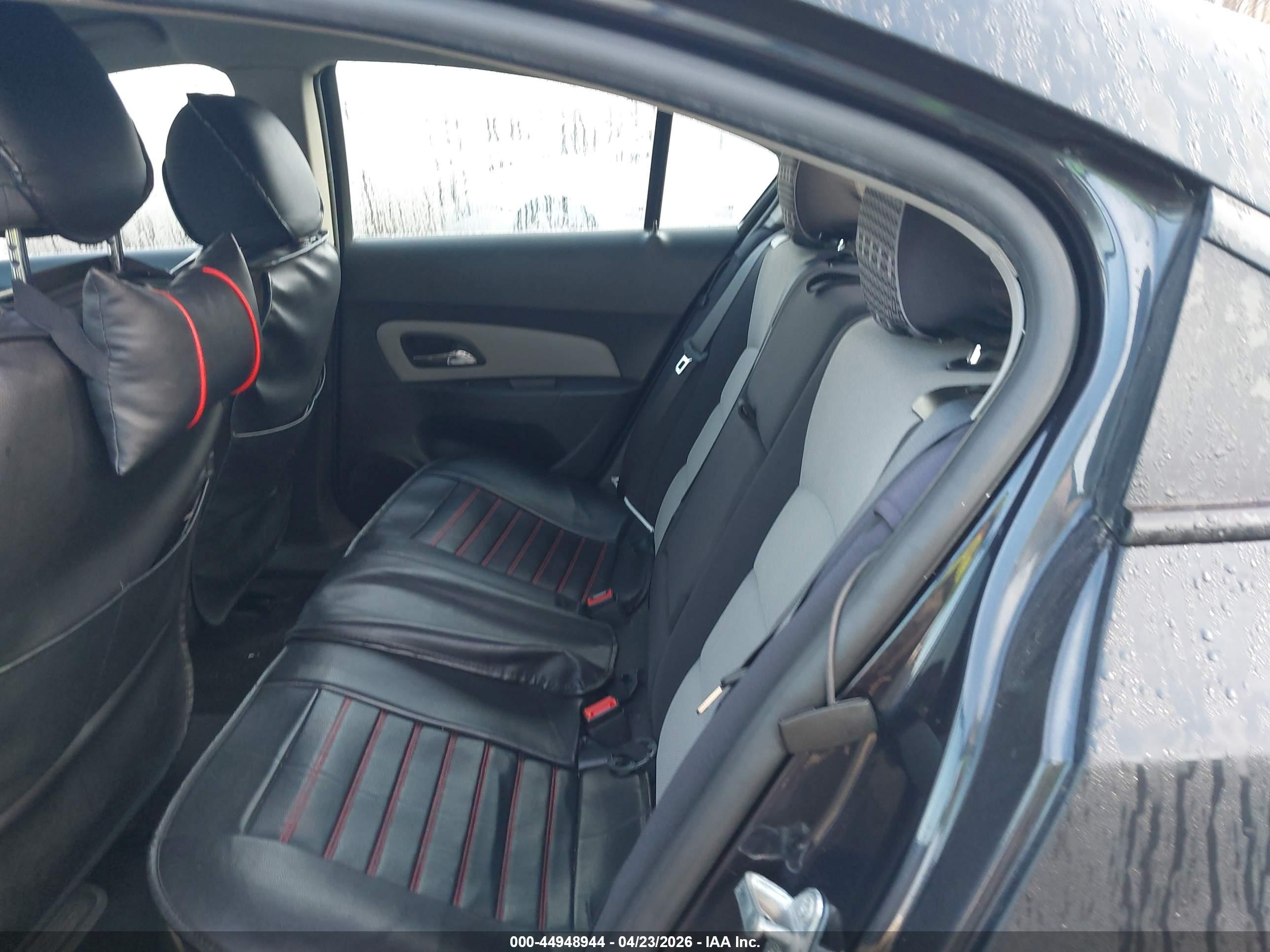 CHEVROLET CRUZE image 8