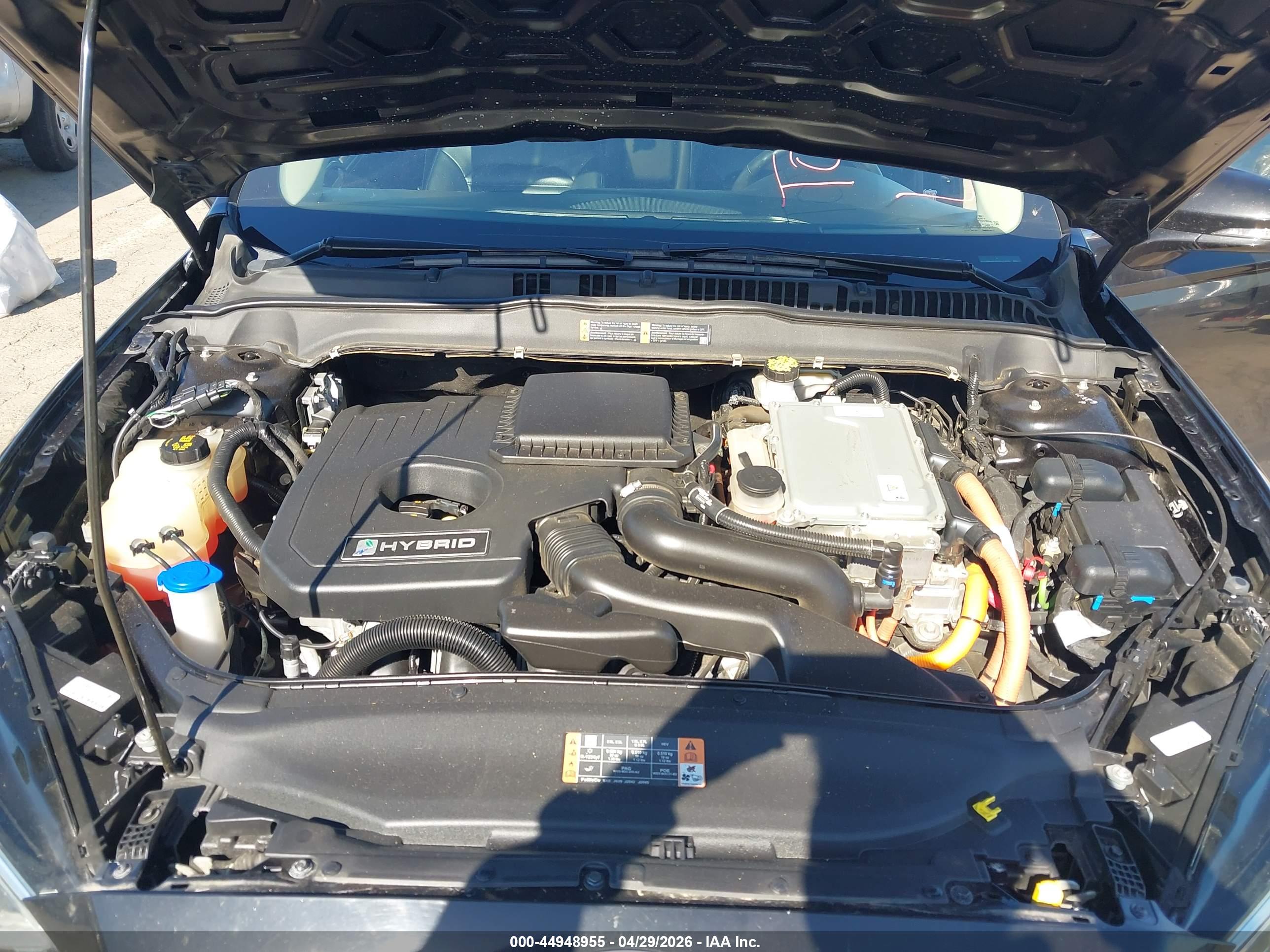 FORD FUSION image 10